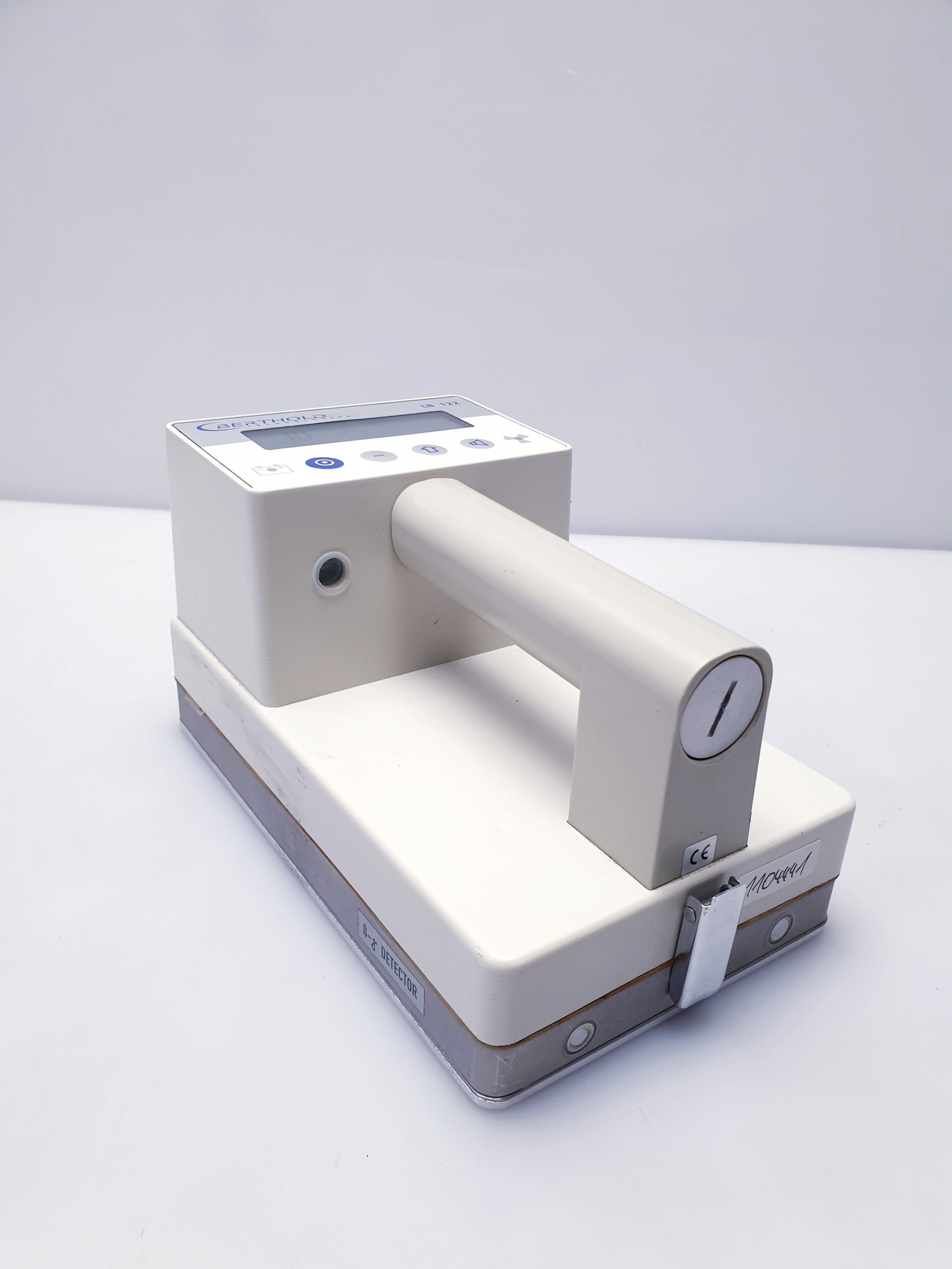 Berthold LB 122 – LB122 Beta Gamma Detector Contamination Monitor Kontaminationsmonitor thumbnail 5