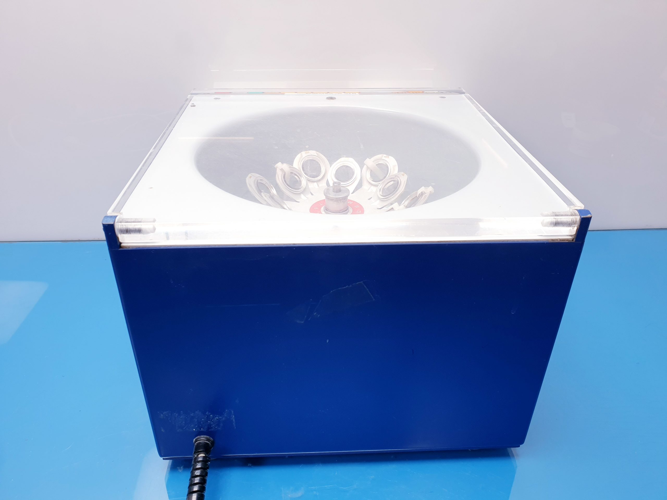 Moltronic Petalfuge I Zentrifuge – DEFEKT thumbnail 2