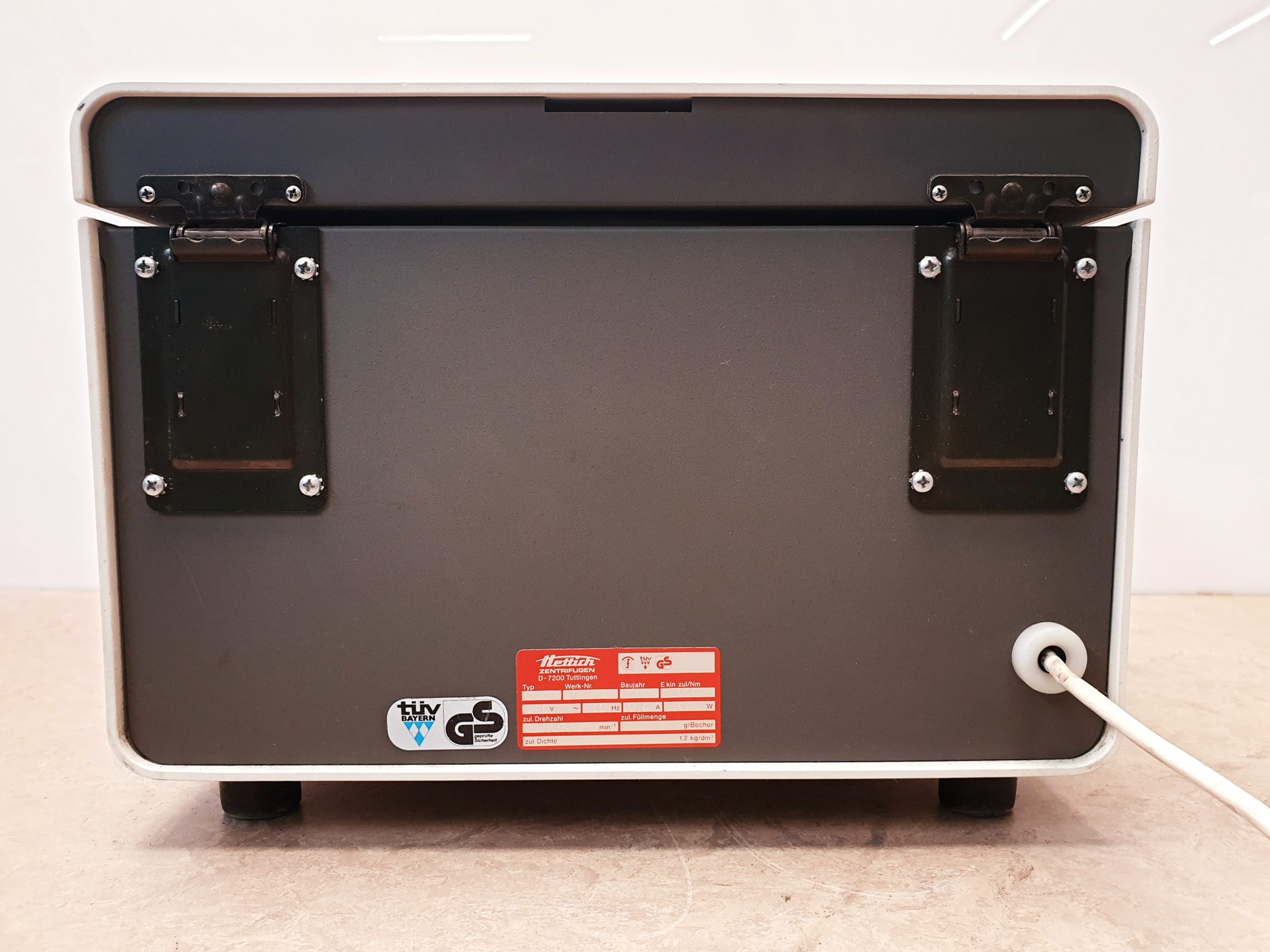 Hettich Universal 1200 Tischzentrifuge Zentrifuge thumbnail 5