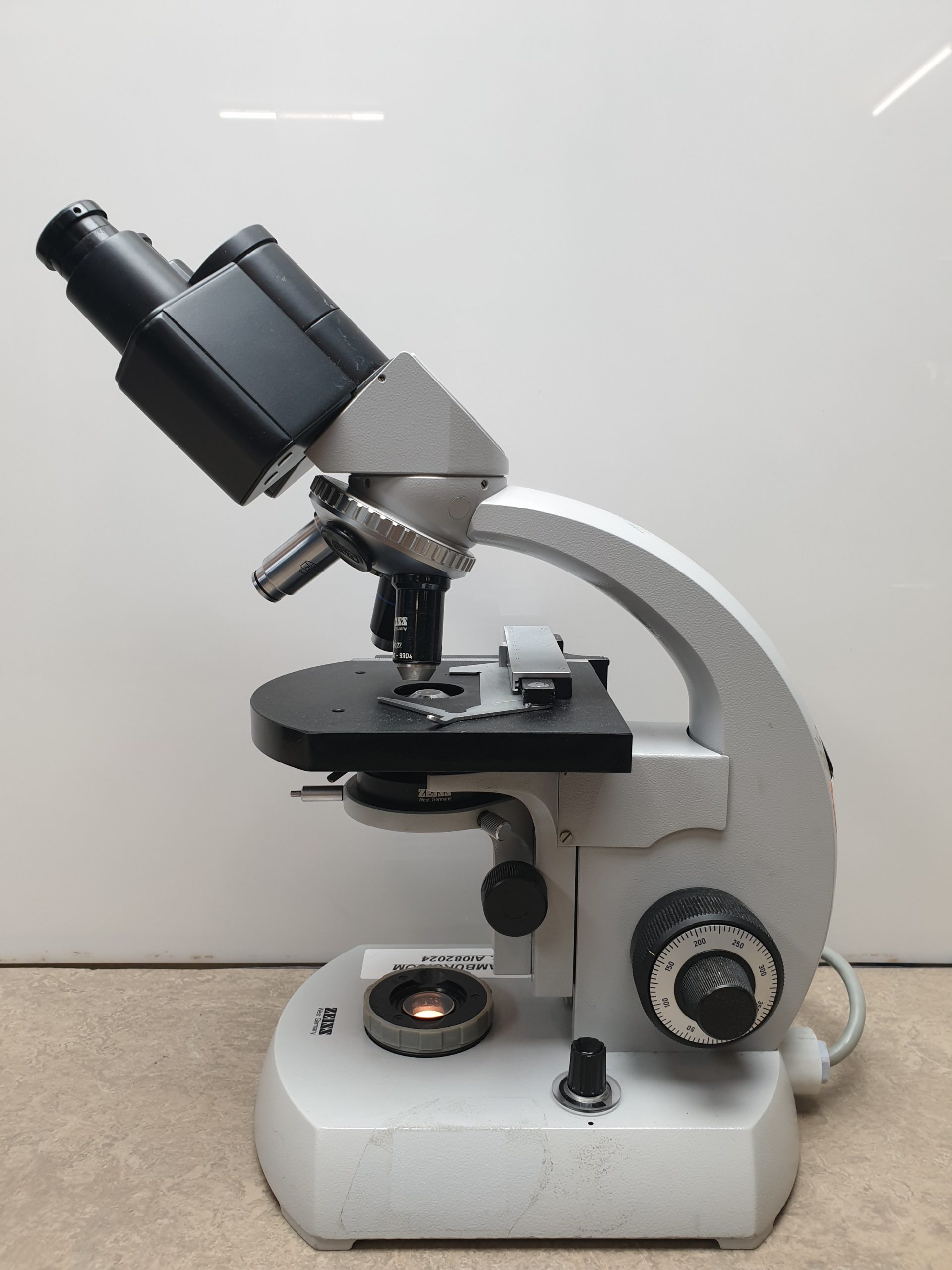 Carl Zeiss Mikroskop thumbnail 4