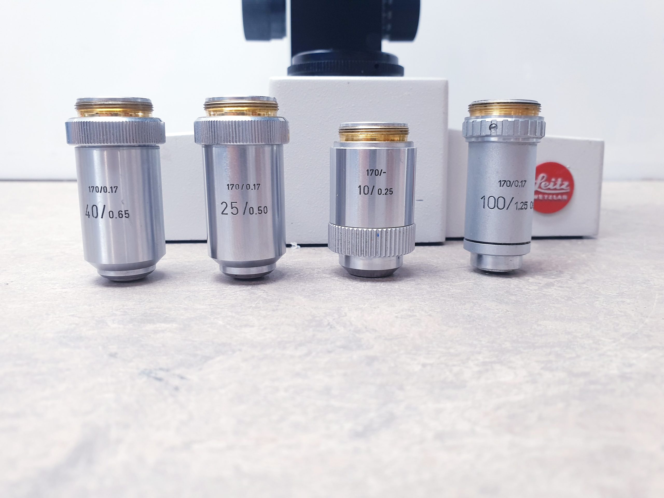 Leitz Wetzlar Mikroskop – mit Objektive Defekt thumbnail 6