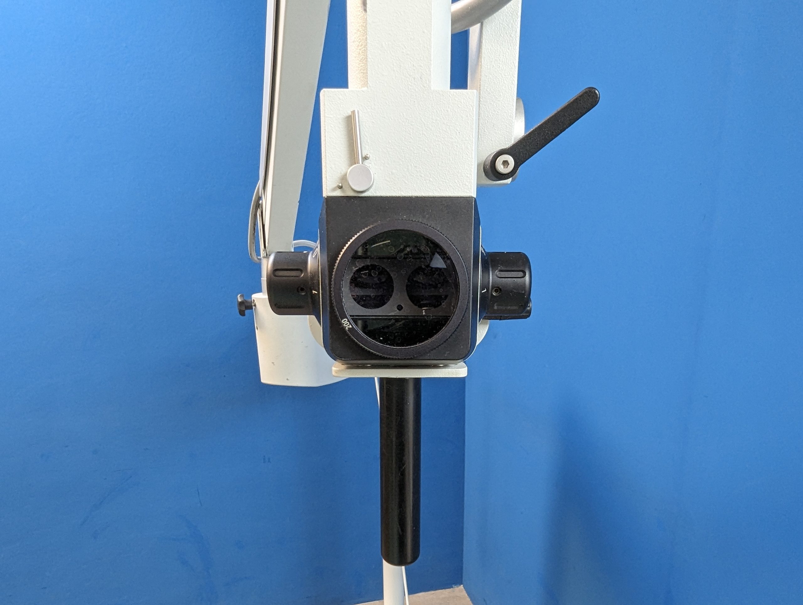 Karl Kaps Surgical SOM 62 Microscope with 2 x WF12,5xV Eyepieces thumbnail 21