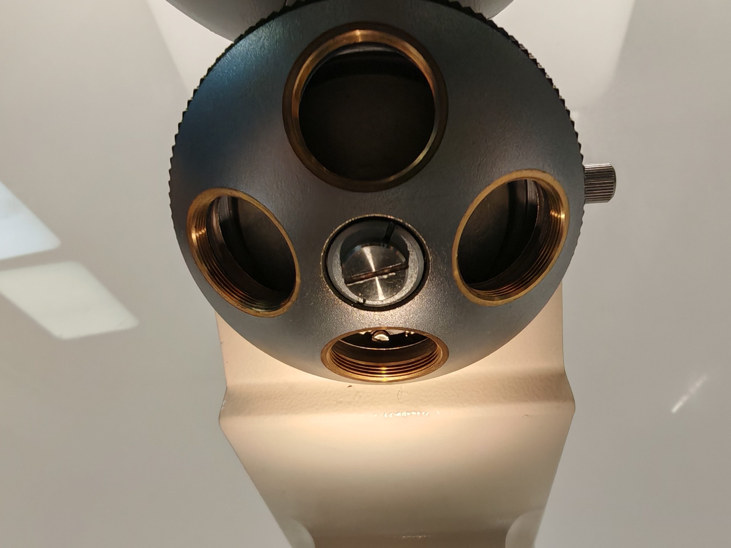 Zeiss Axiostar Plus Binokular-Lichtmikroskop thumbnail 11