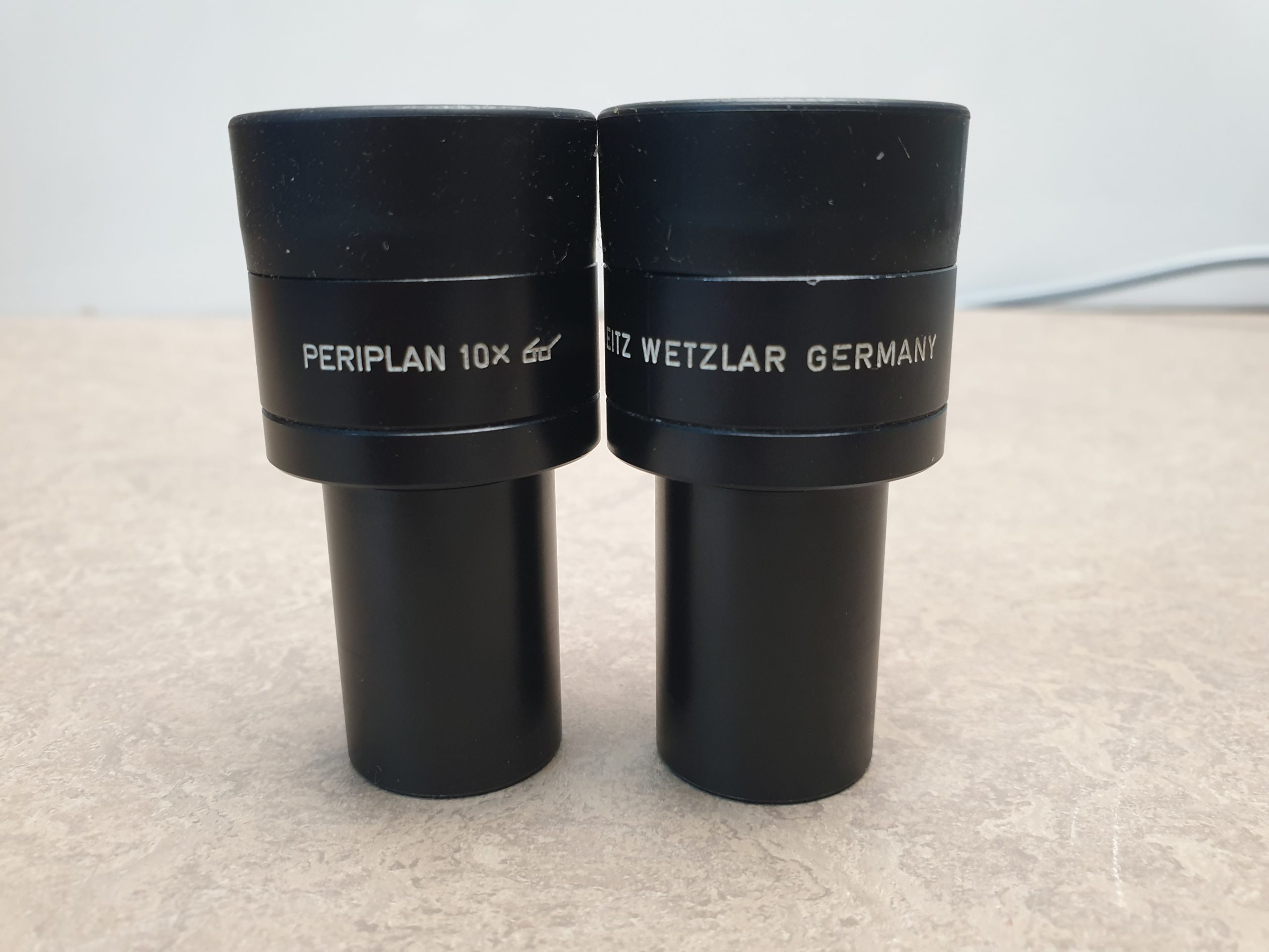 Zeiss Miktoskop Ohne Obkjektive + 2 Okkulare thumbnail 2
