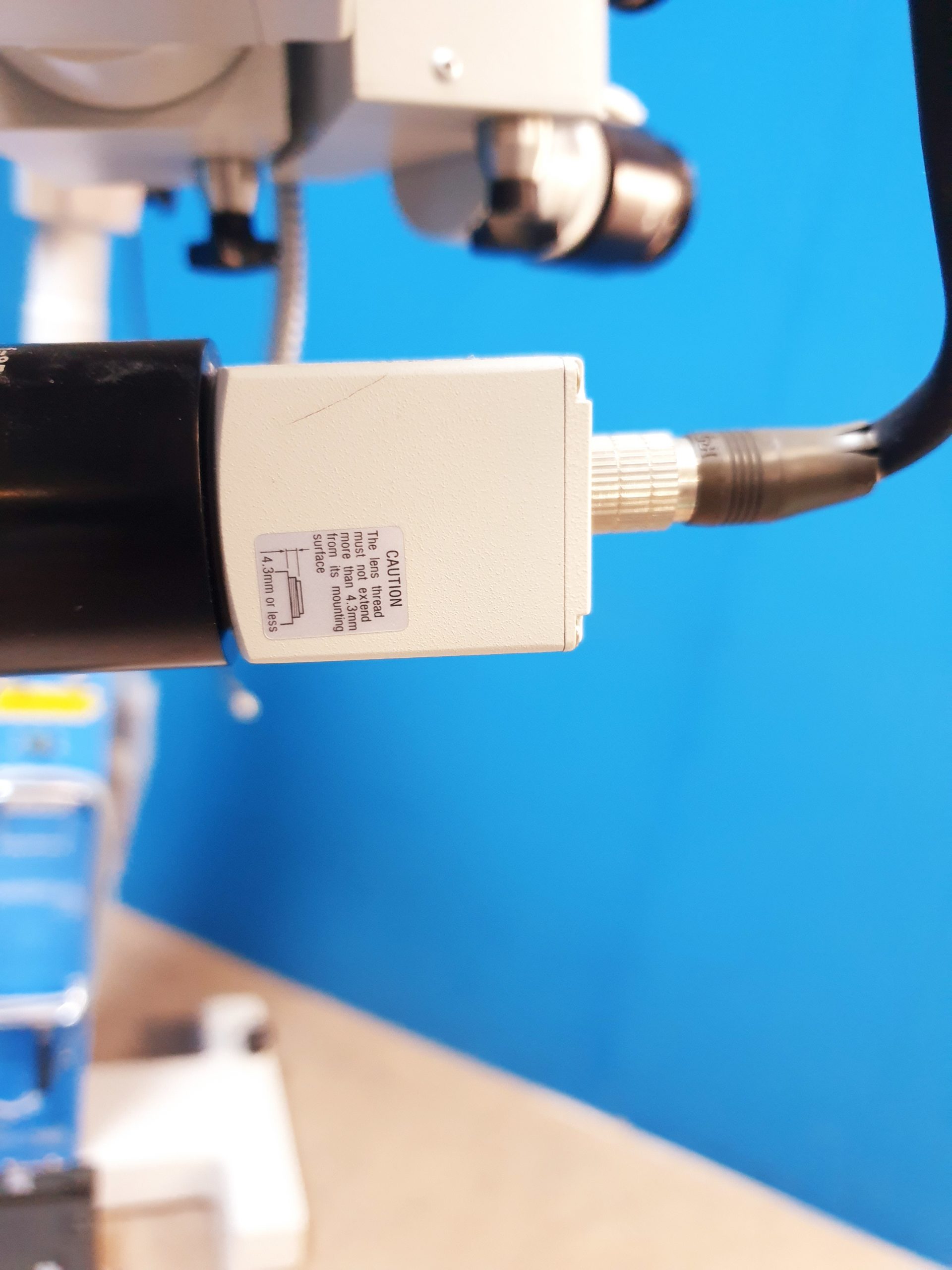 Carl Zeiss Opmi MD auf S3 Stativ – mit mitbeobachter thumbnail 17