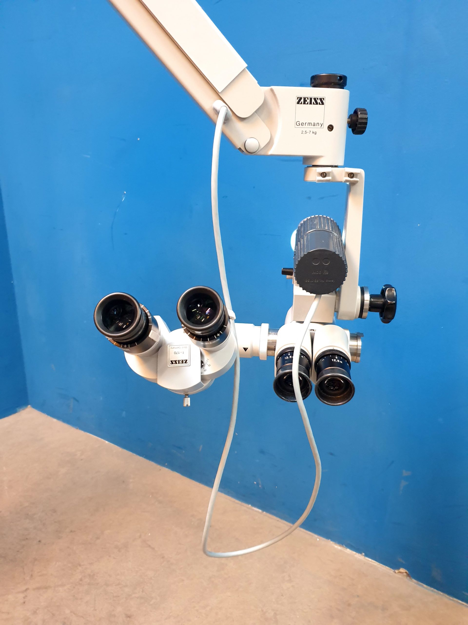 Zeiss OPMI 9 OPMI9 f=170 10x 22 B mit Beobachter – Armfederung ist beschädigt thumbnail 4