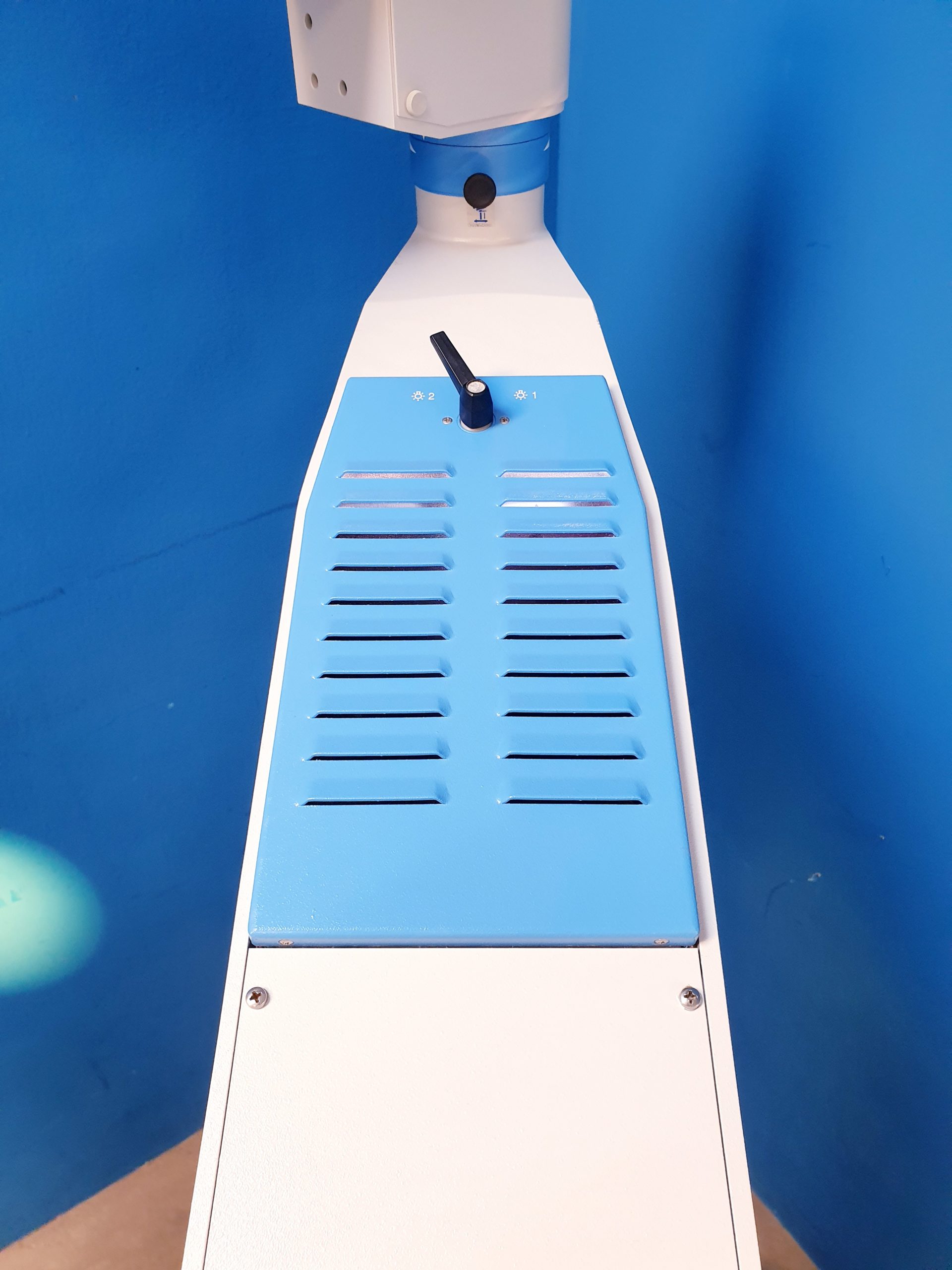 Möller Wedel HI-R900 auf FS3-21 Fuss – Opphtalmoplogisches Mikropskop thumbnail 9