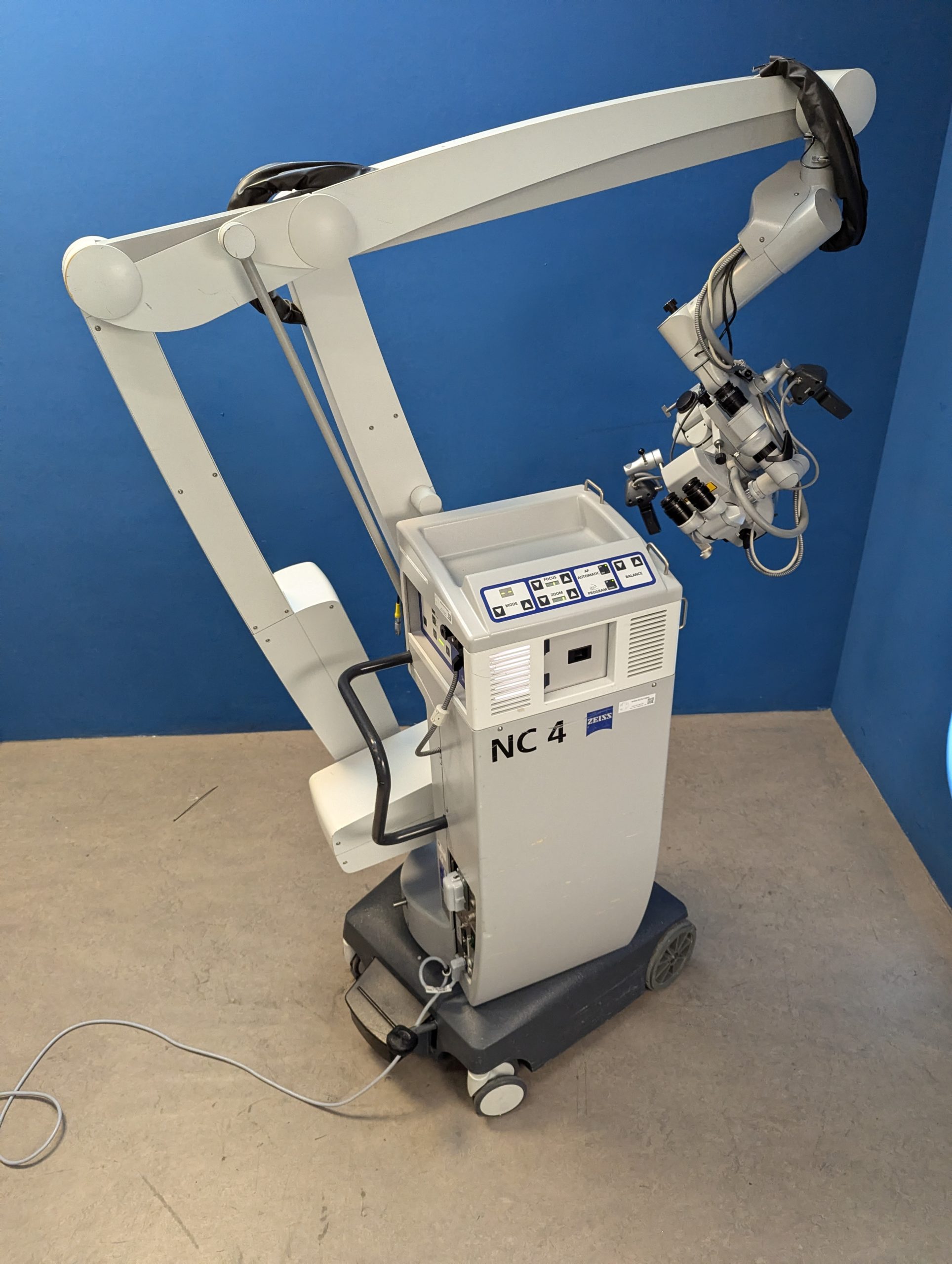 Zeiss OPMI NEURO NC4 OP-Mikroskop für Neurochirurgie thumbnail 15