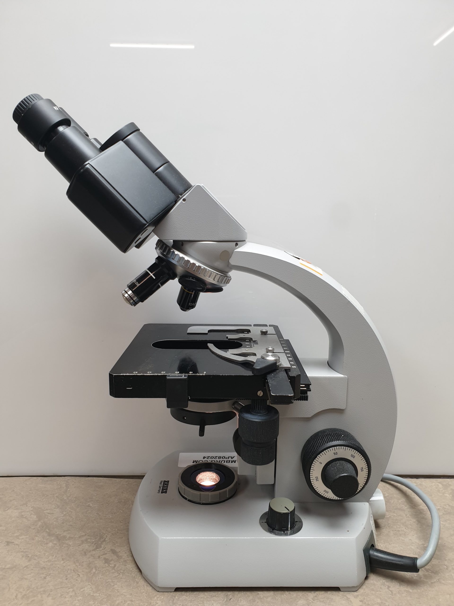Zeiss 467085 Tischmikroskop – Mikroskop — image 1 of 14