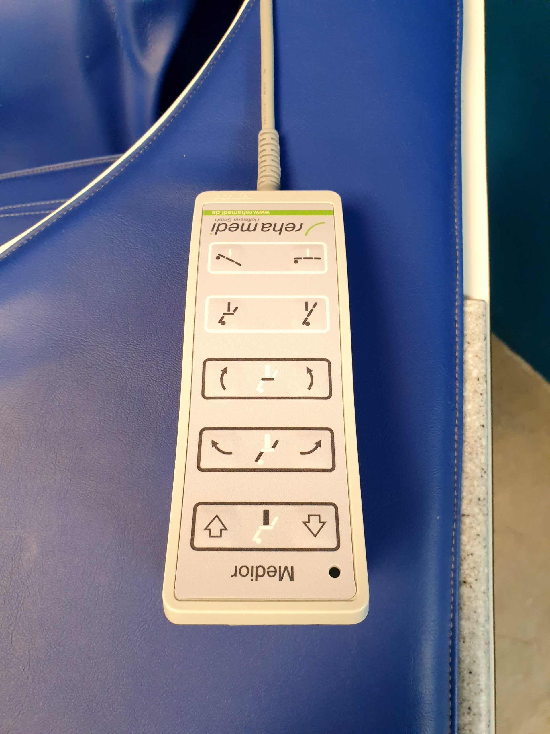 Rehamedi Mobilizer Medior motorisiertes Therapiegerät sichere Frühmobilisation von Intensivpatienten thumbnail 20