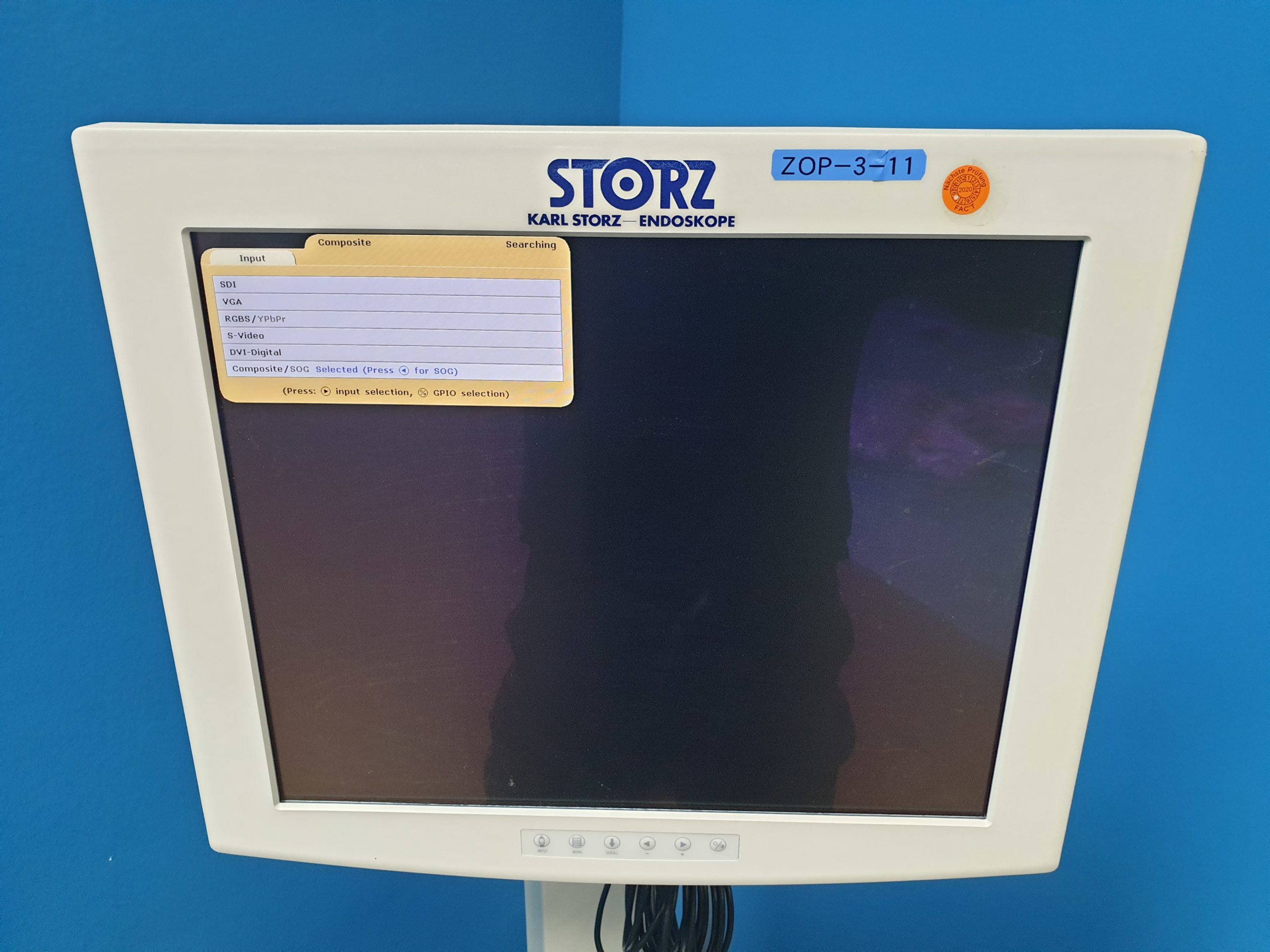 Karl Storz 20020025 Monitorträger mit SC-SX19-A1A11 Monitor und UP-25MD Printer Fahrbar thumbnail 2