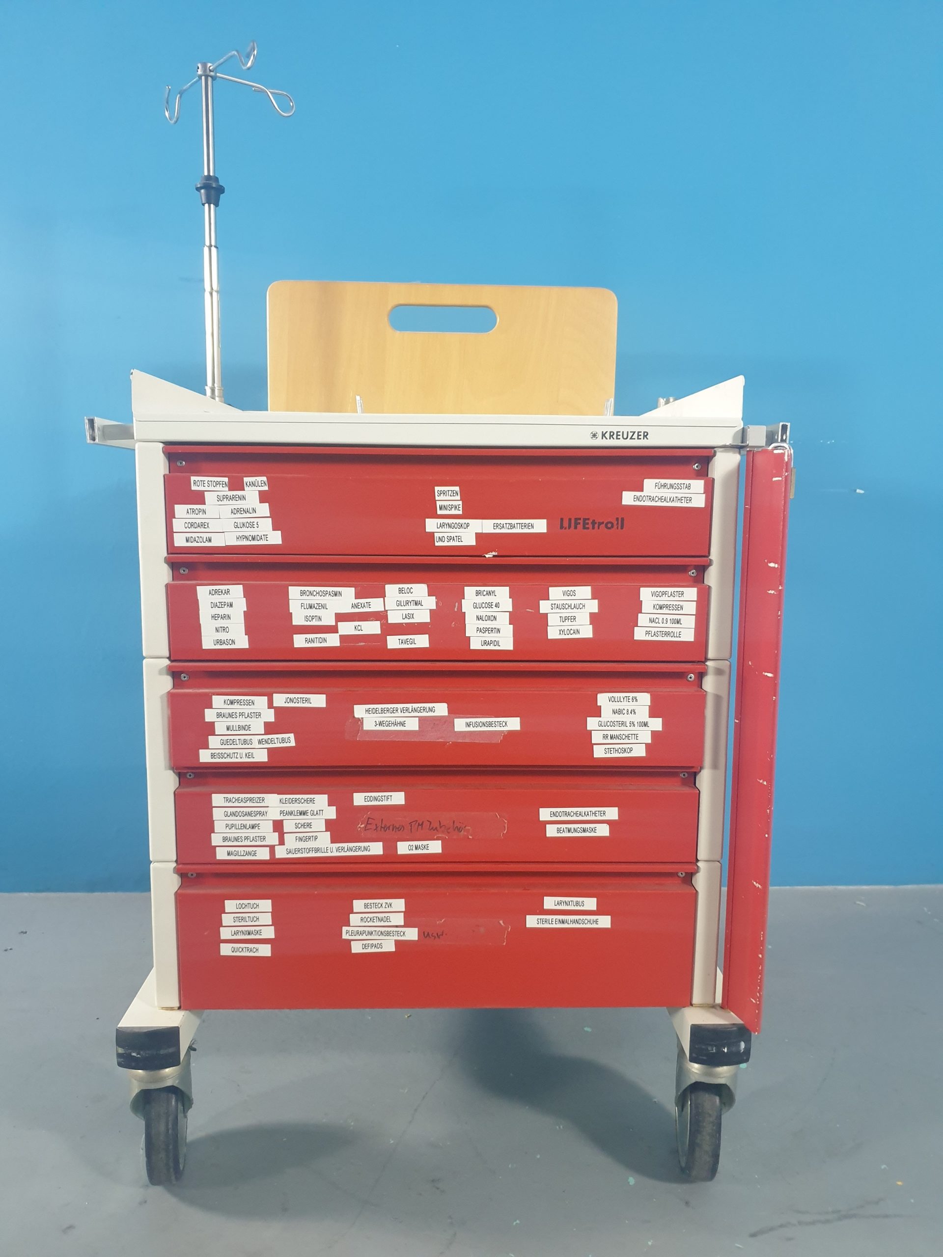 KREUZER Lifetroll Arztschrank Verbandsmittelwagen Medizinschrank – rollbar — image 1 of 7