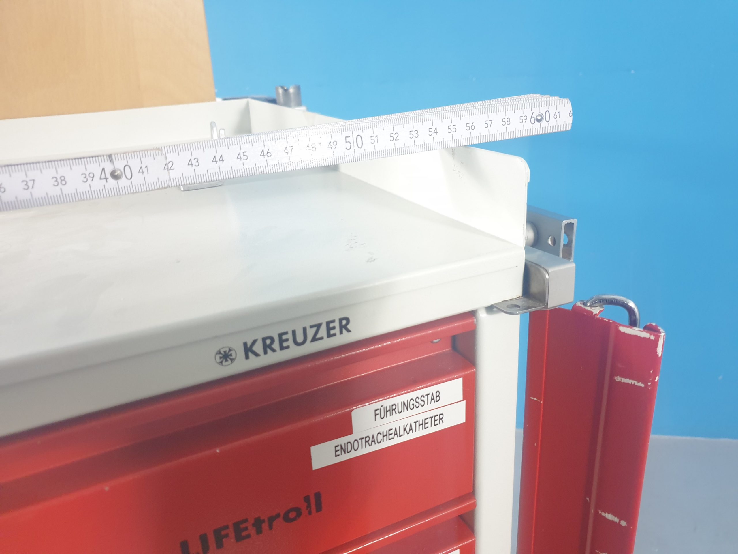 KREUZER Lifetroll Arztschrank Verbandsmittelwagen Medizinschrank – rollbar thumbnail 6