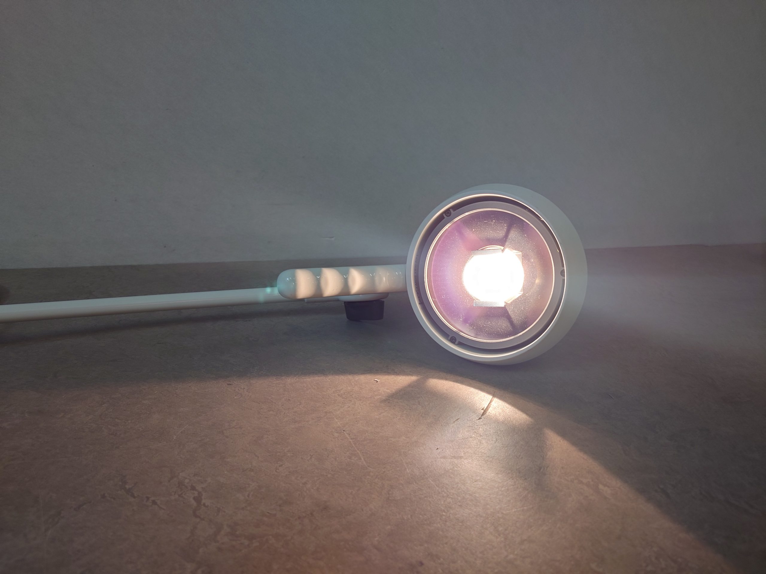 Provita 207603 – 50Watt lampe – für Narkosegeräte , — image 1 of 6
