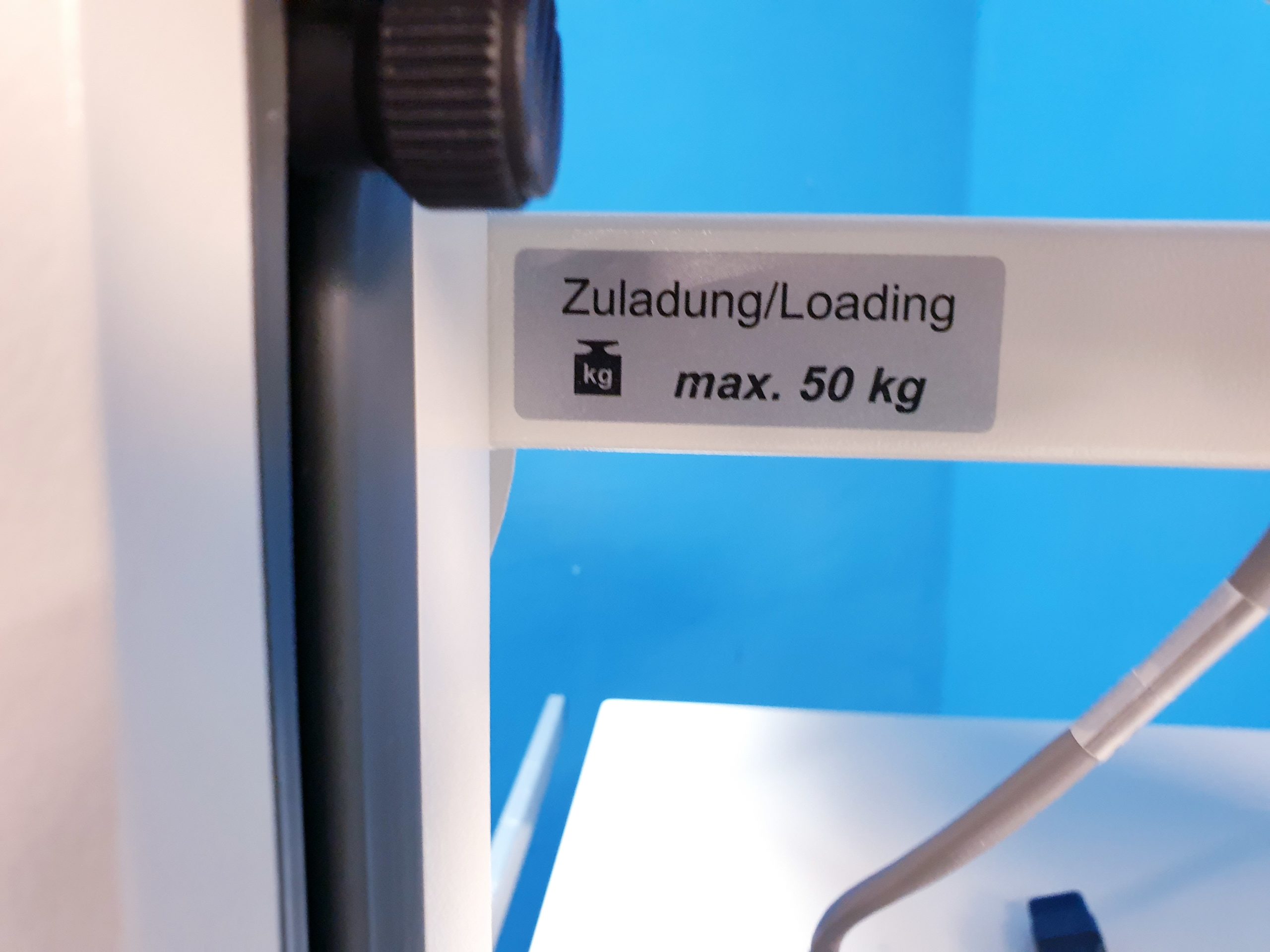 karl Storz 29005TBG – 29003IW – Endoskopie Wagen – Rollbar -mit Monitorhalter thumbnail 8