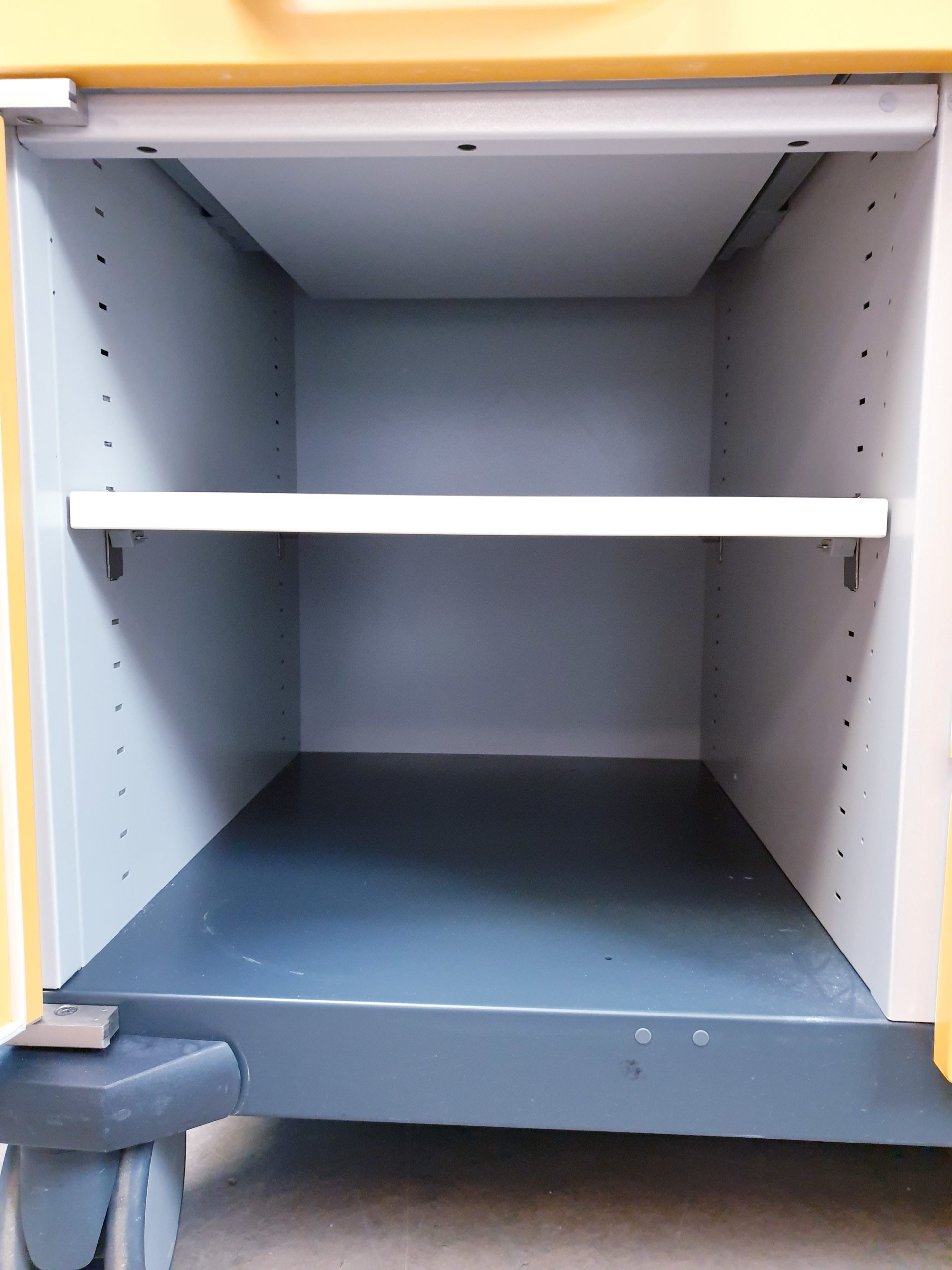 Blanco Modulschrank 042521 543297 – Praxismöbel thumbnail 6