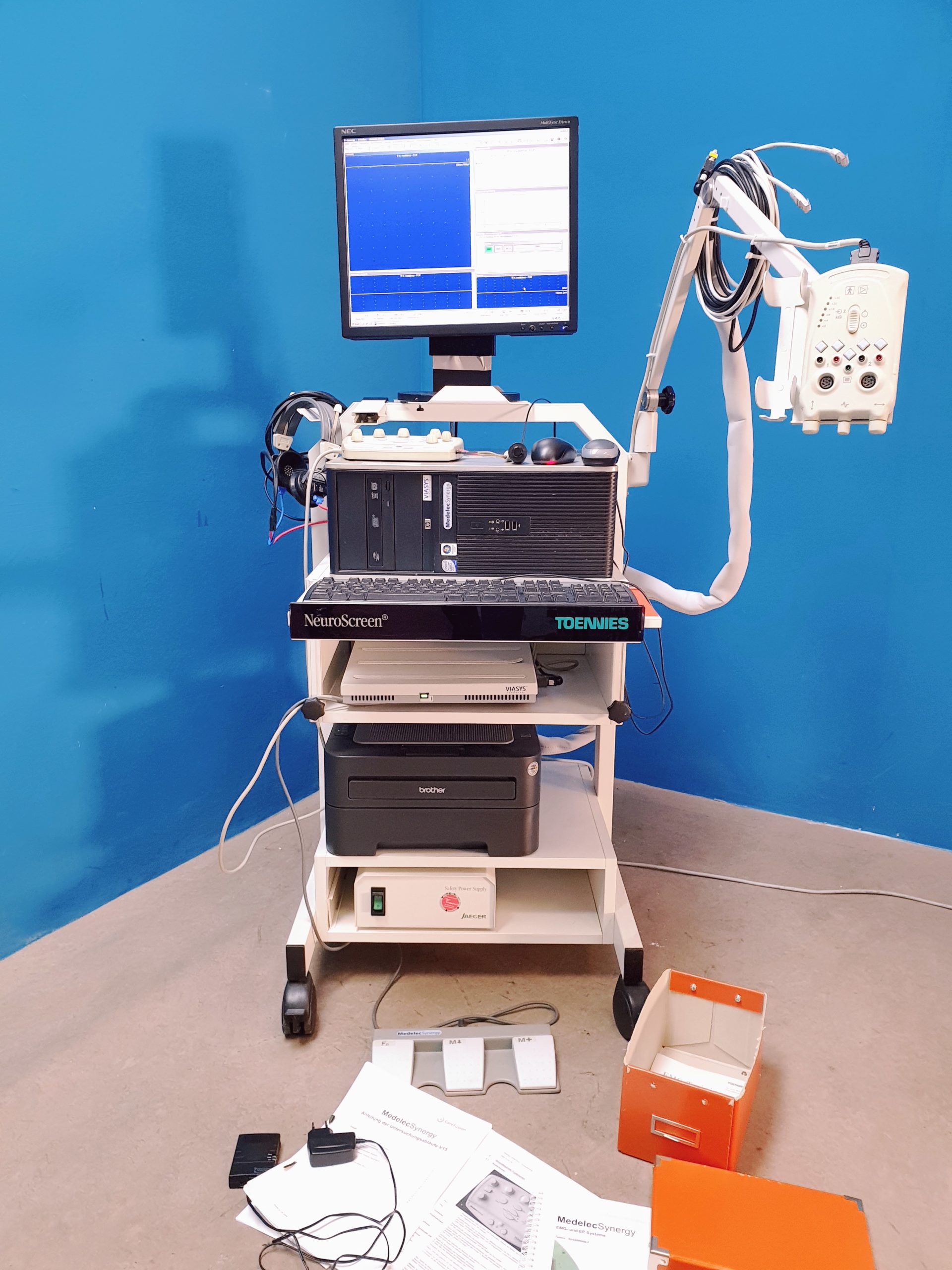 Toennies Viasys Medelec Synergy Neuroscreen EMG — image 1 of 13