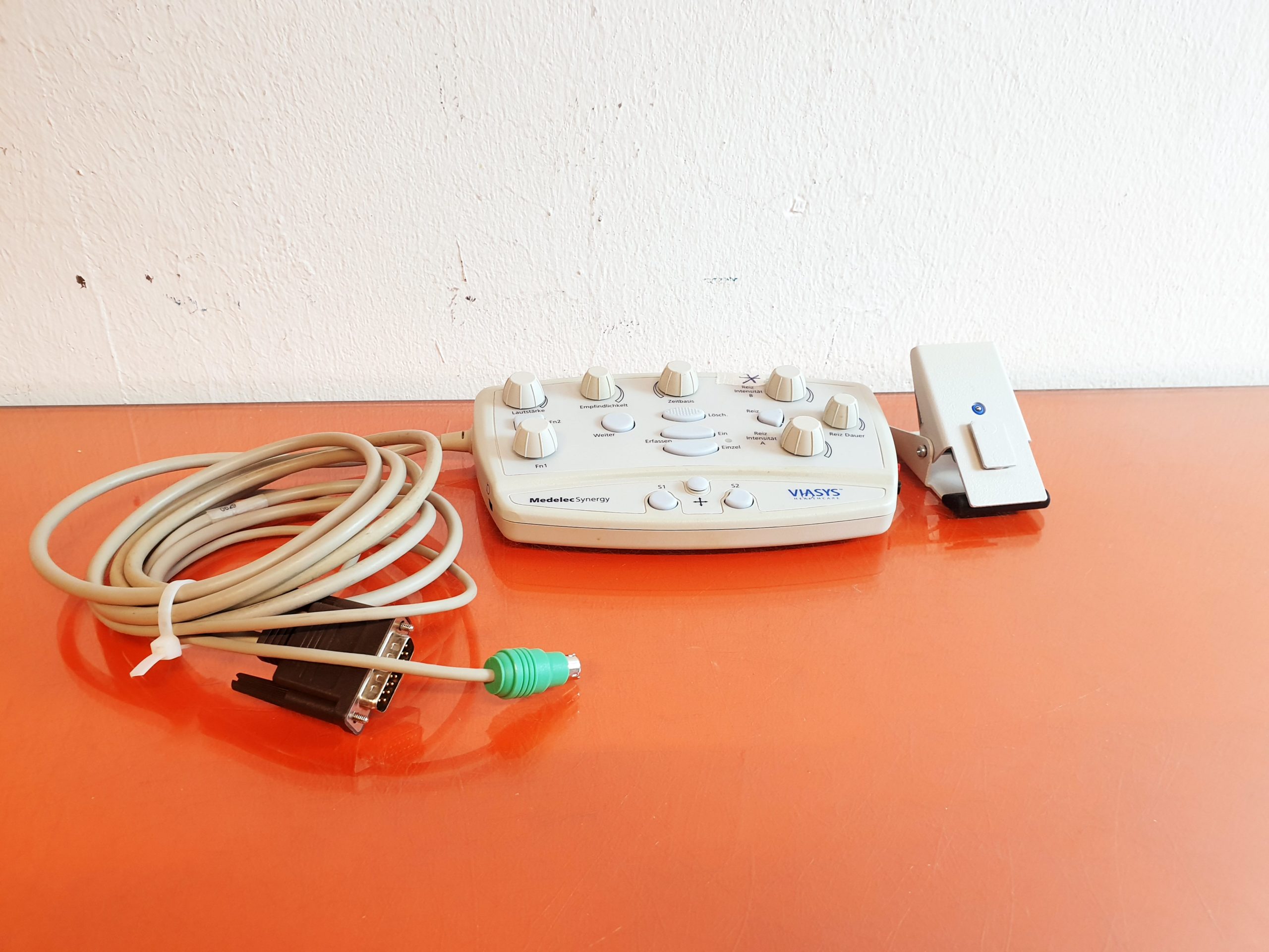 VIASYS HEALTHCARE MEDELEC SYNERGY Bedienteil — image 1 of 10