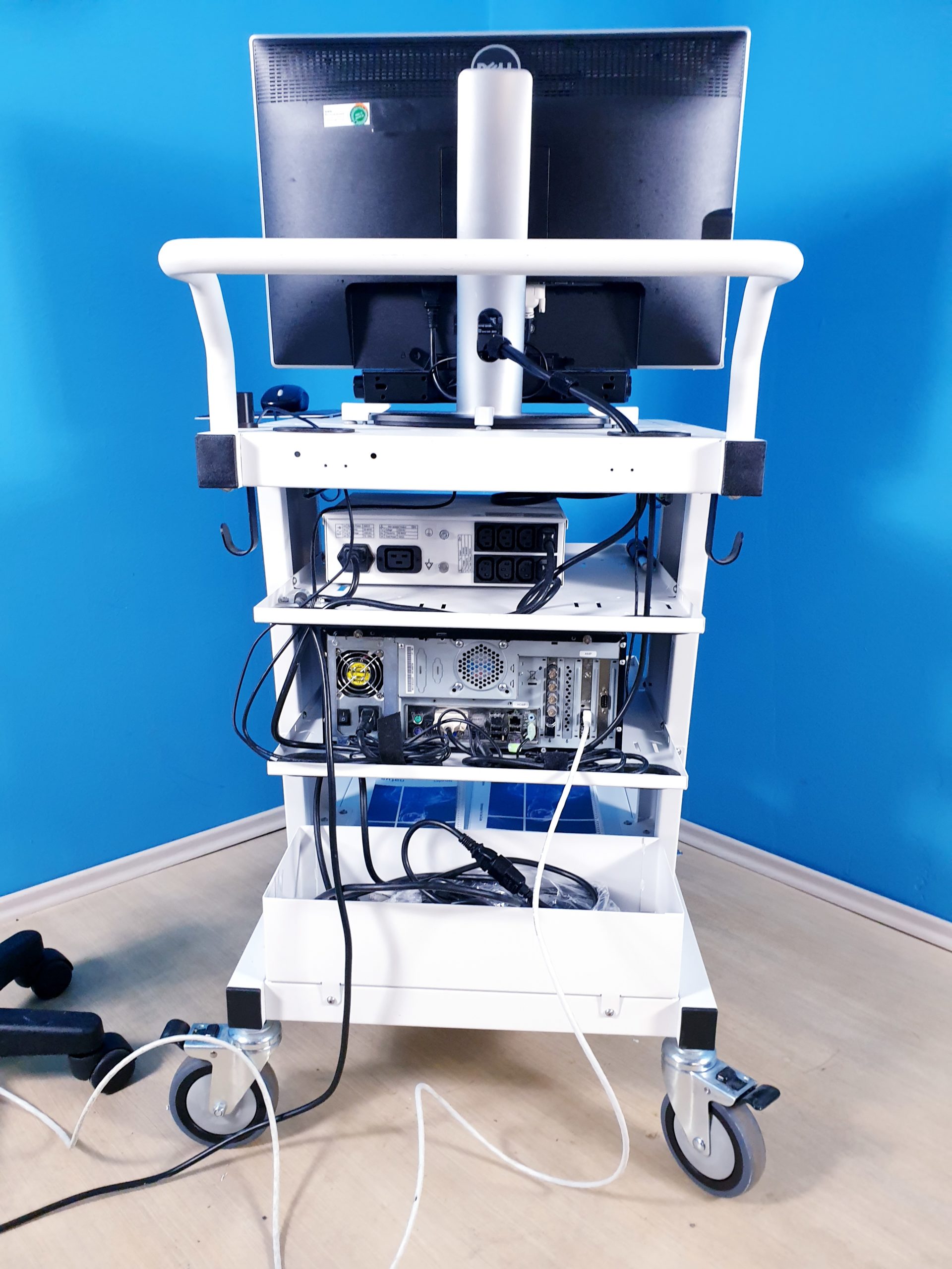 NATUS Nicolet EEG v32 + Nicolet HB-3 EEG Unit thumbnail 8