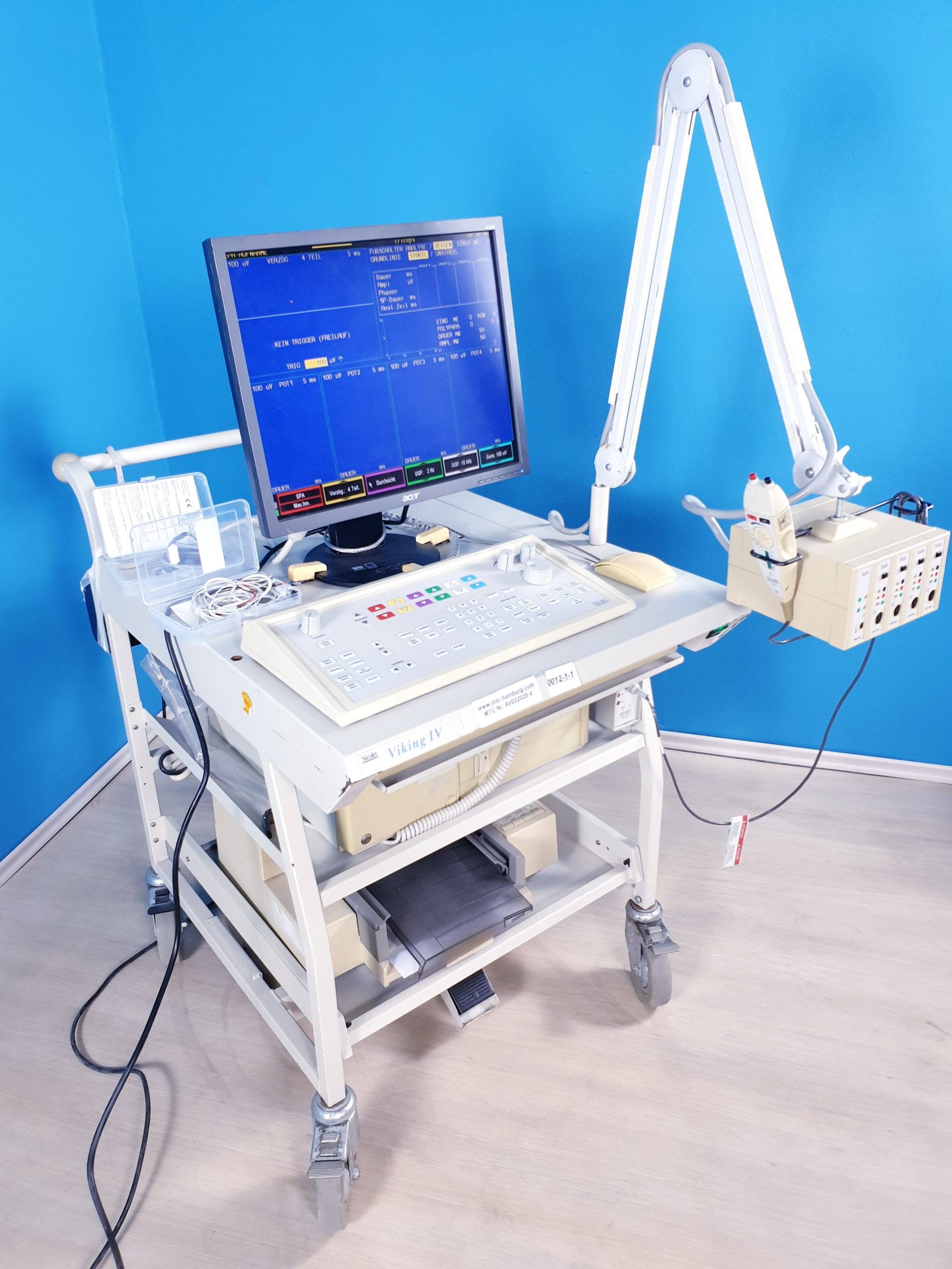 Nicolet Viking IV EMG Unit EMG SYSTEM MESSSYSTEM NEURO — image 1 of 11