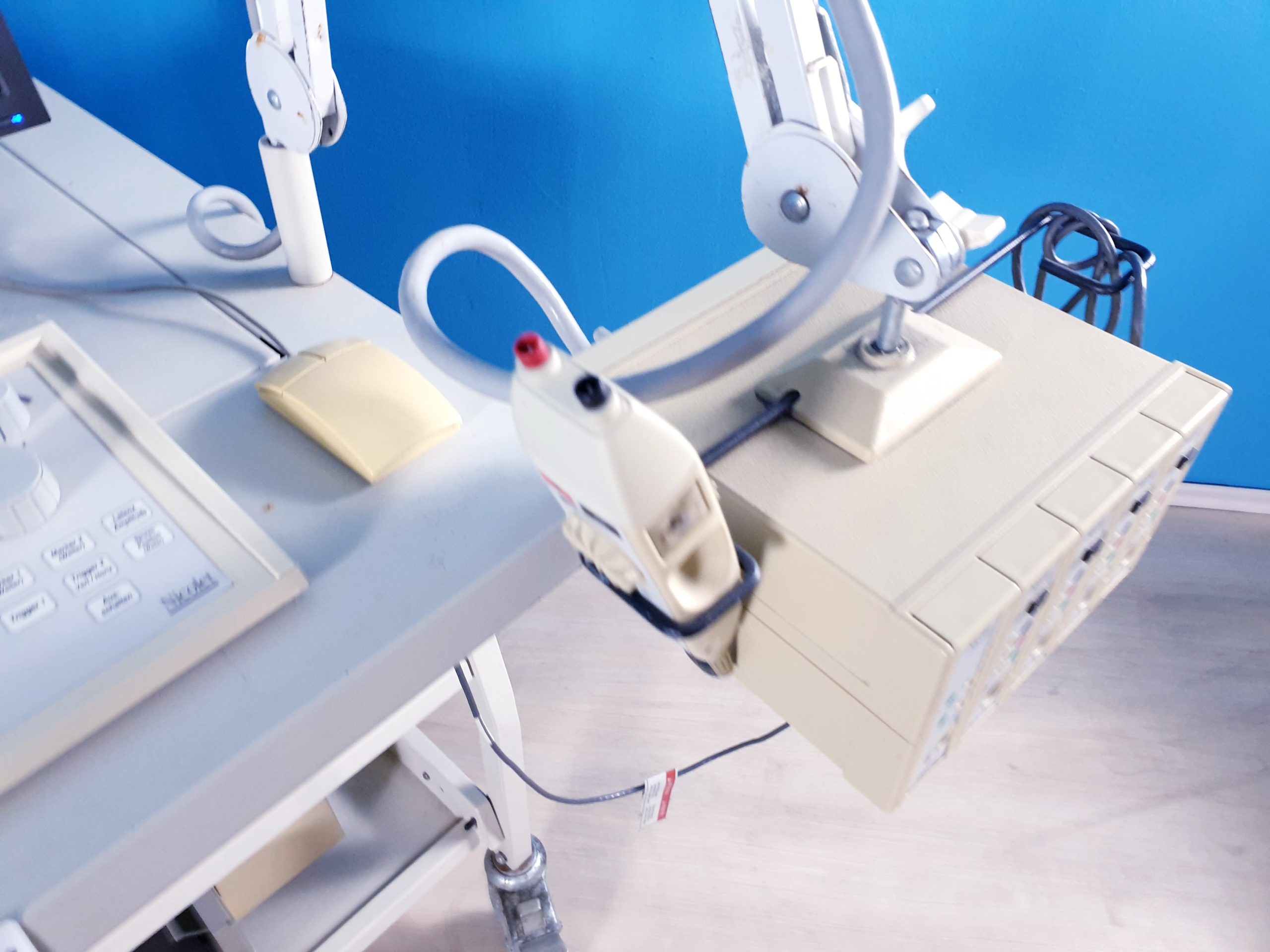 Nicolet Viking IV EMG Unit EMG SYSTEM MESSSYSTEM NEURO thumbnail 9