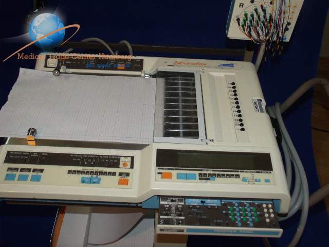 Nihon Kohden EEG Neurofax EEG- 7310 Inkl. EEG-Isolated Elektro inputBox JE -711A — image 1 of 2