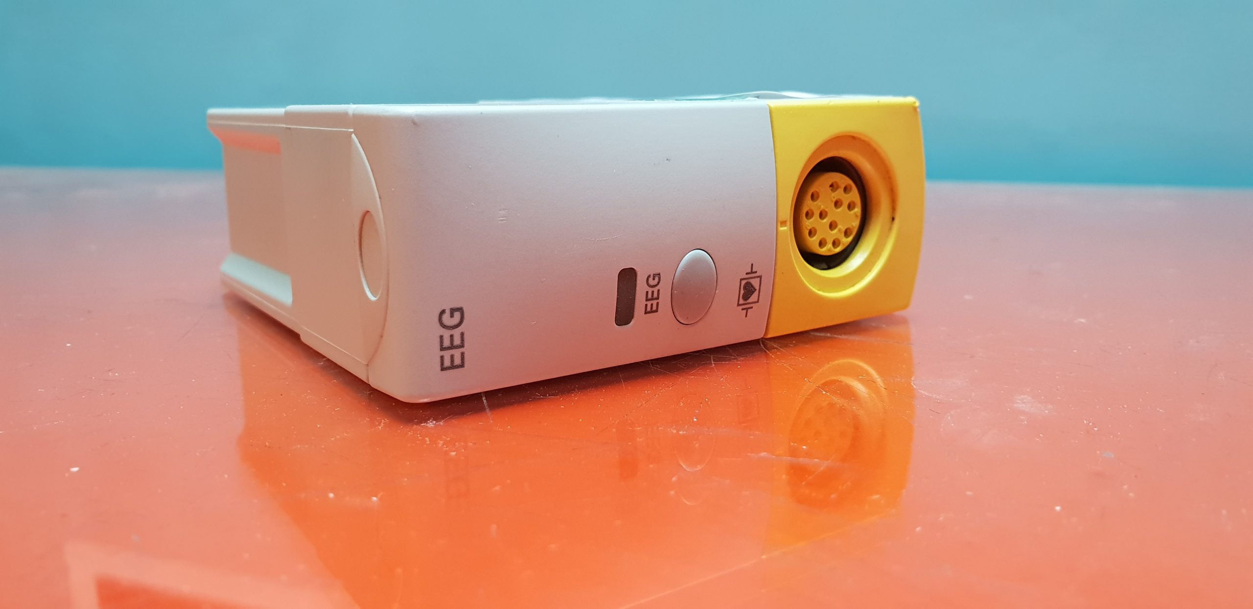 PHILIPS HP / M1027A EEG Modul — image 1 of 4