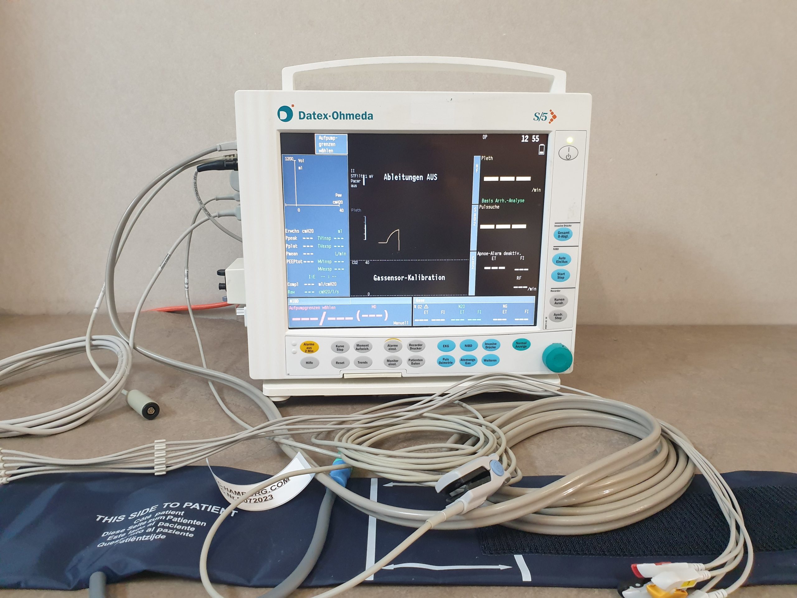 Datex Ohmeda S5 S/5 F-CM1-04 // F-CMC1-04 – Anästhesiemonitor – Überwachungsmonitor – E-CAioOV – E-INTPSM – E-PSMP — image 1 of 14