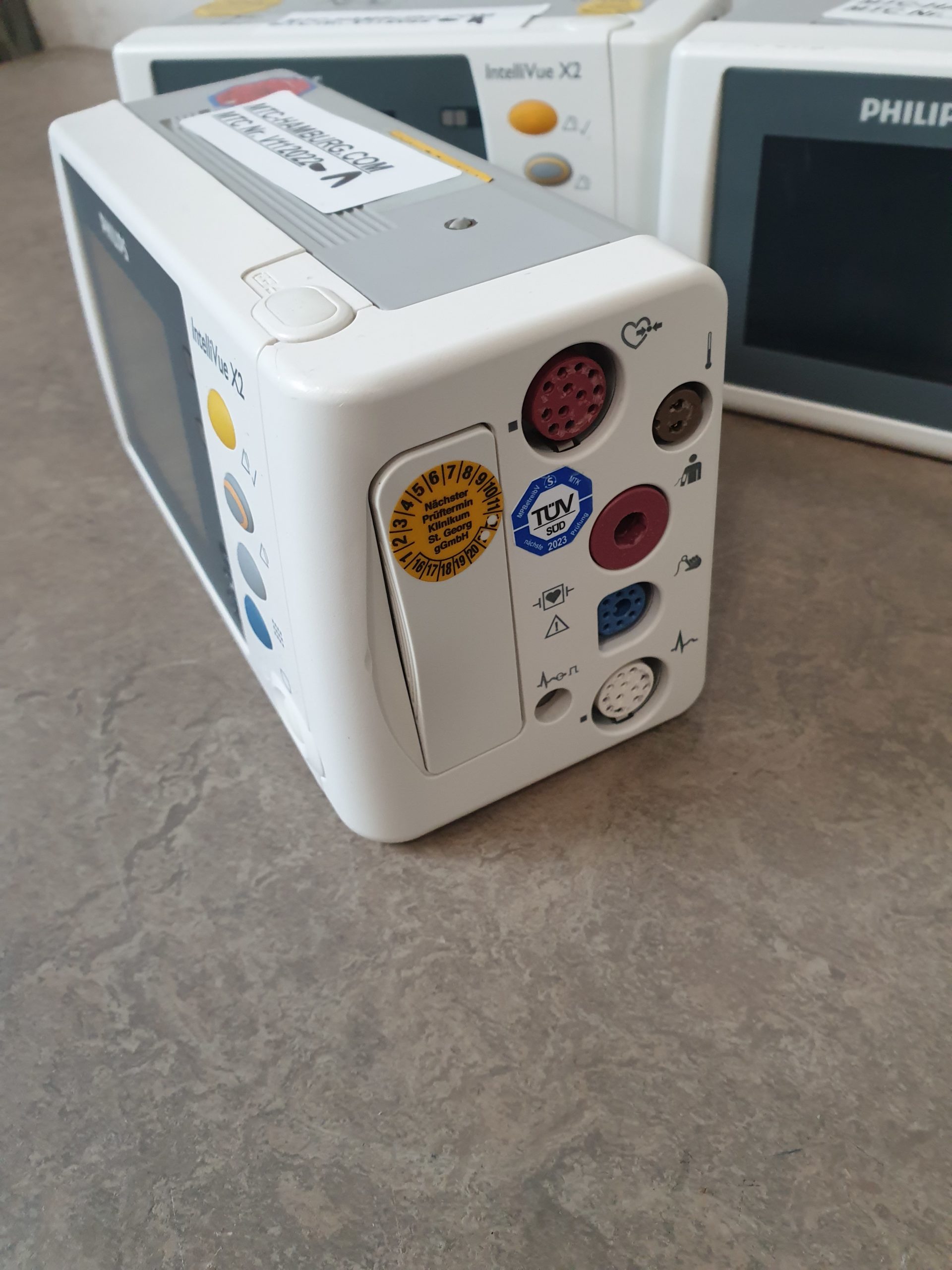 Philips IntelliVue X2 M3002A Patient Monitor Überwachungsmonitor – thumbnail 2