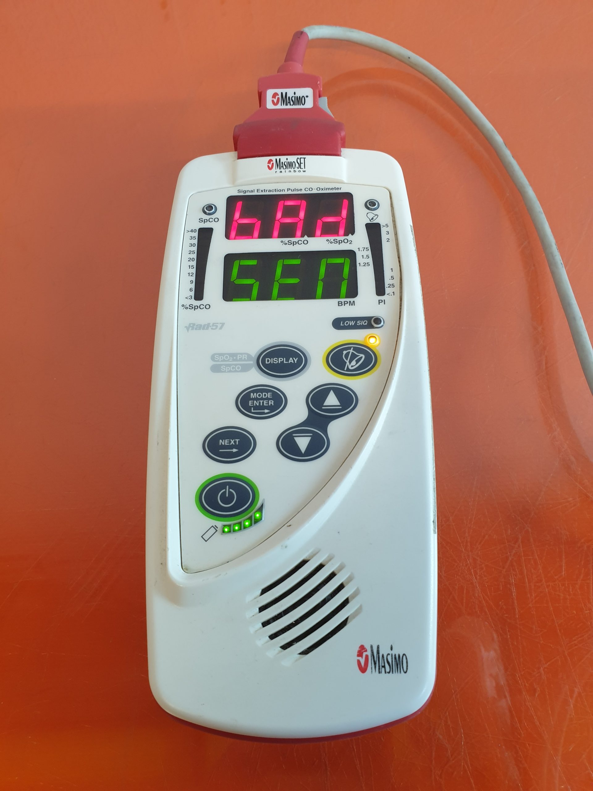 Masimo Rad-57 // RAD 57 Pulsoximeter thumbnail 3