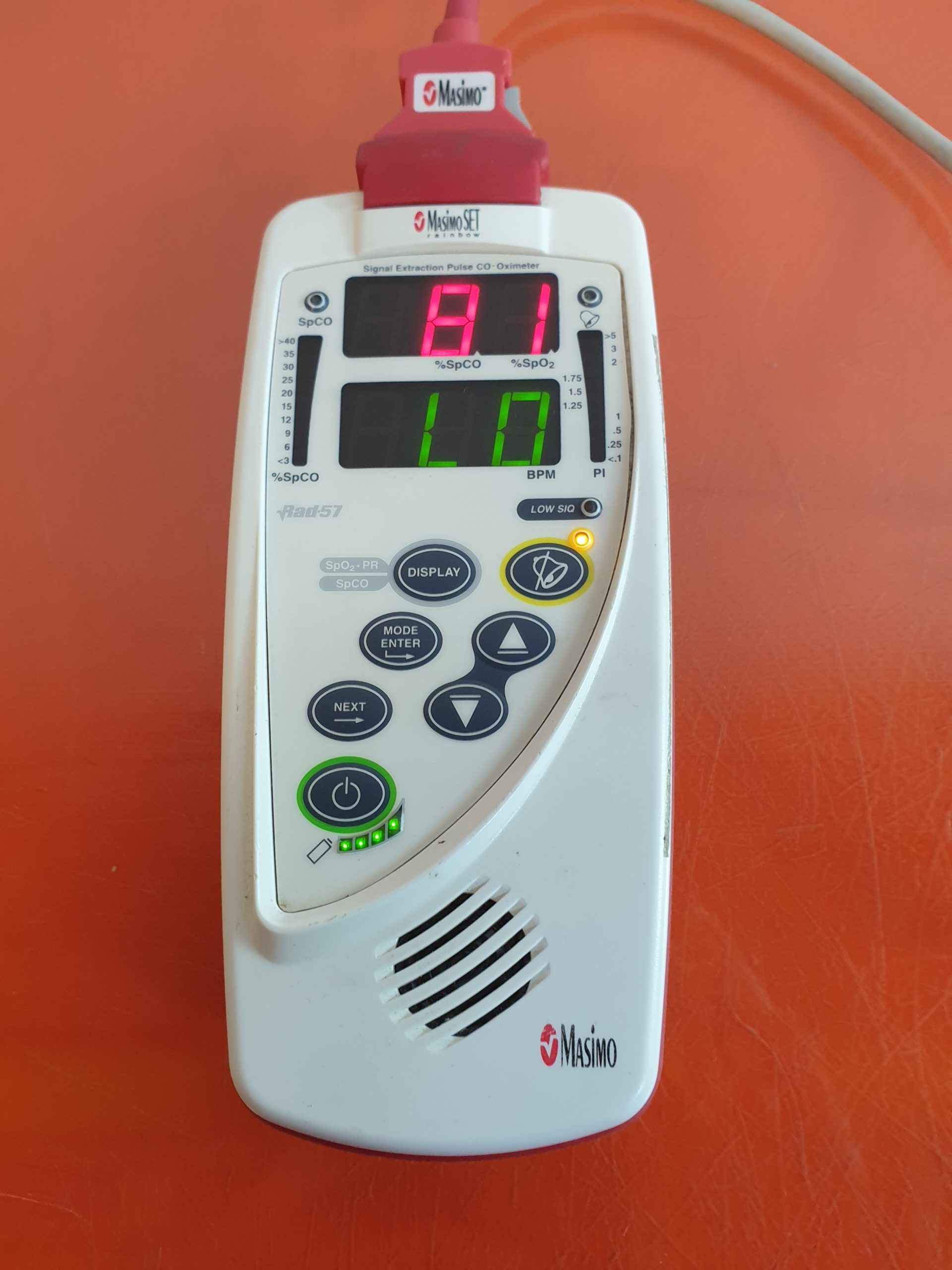 Masimo Rad-57 // RAD 57 Pulsoximeter thumbnail 4