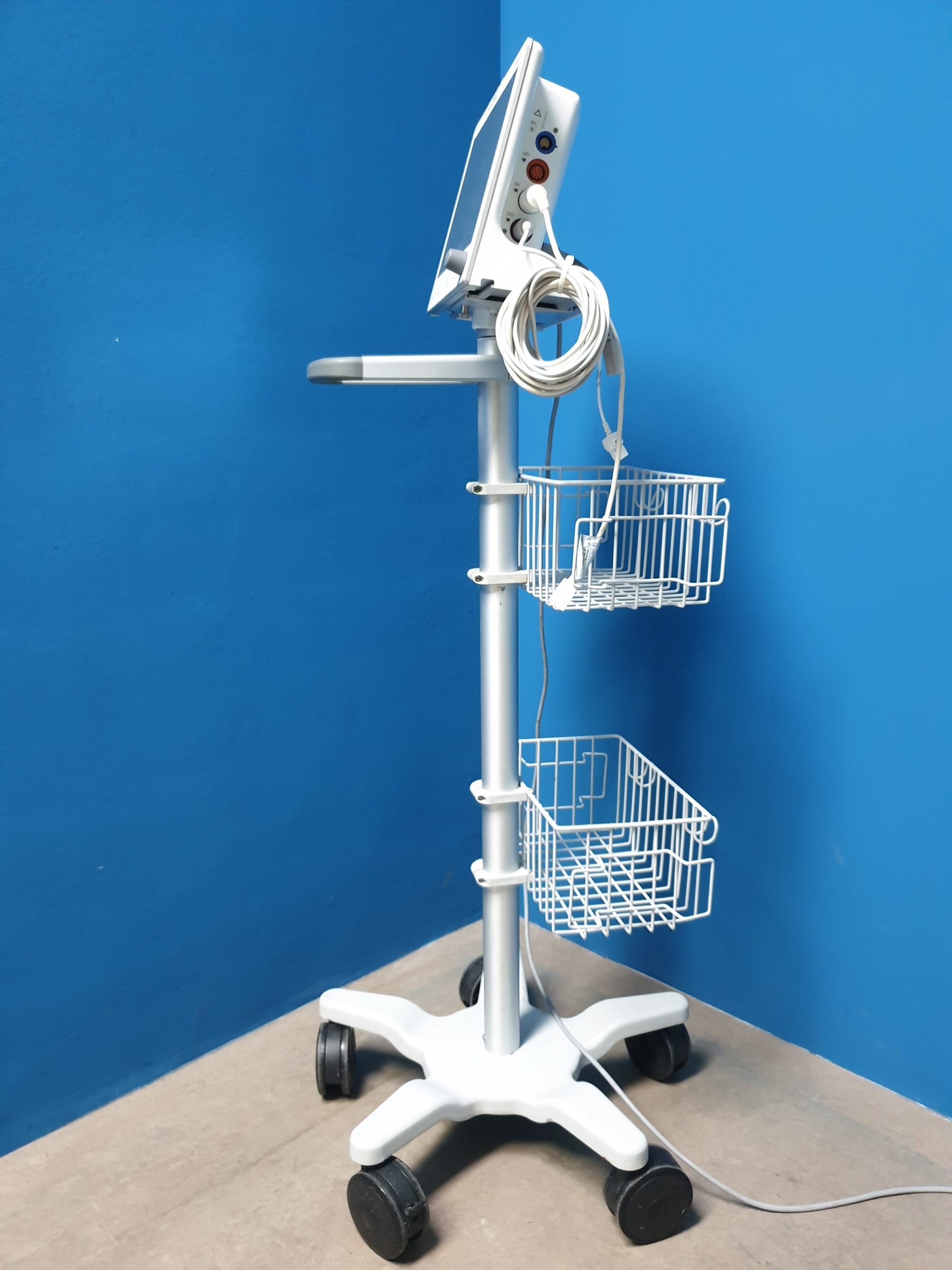 Pulsion Picco2 Picco 2 SW: V3.1.0.8 A Patientenmonitor // Überwachungsmonitor Fahrbar – Auf fahrbarem Gestell thumbnail 2