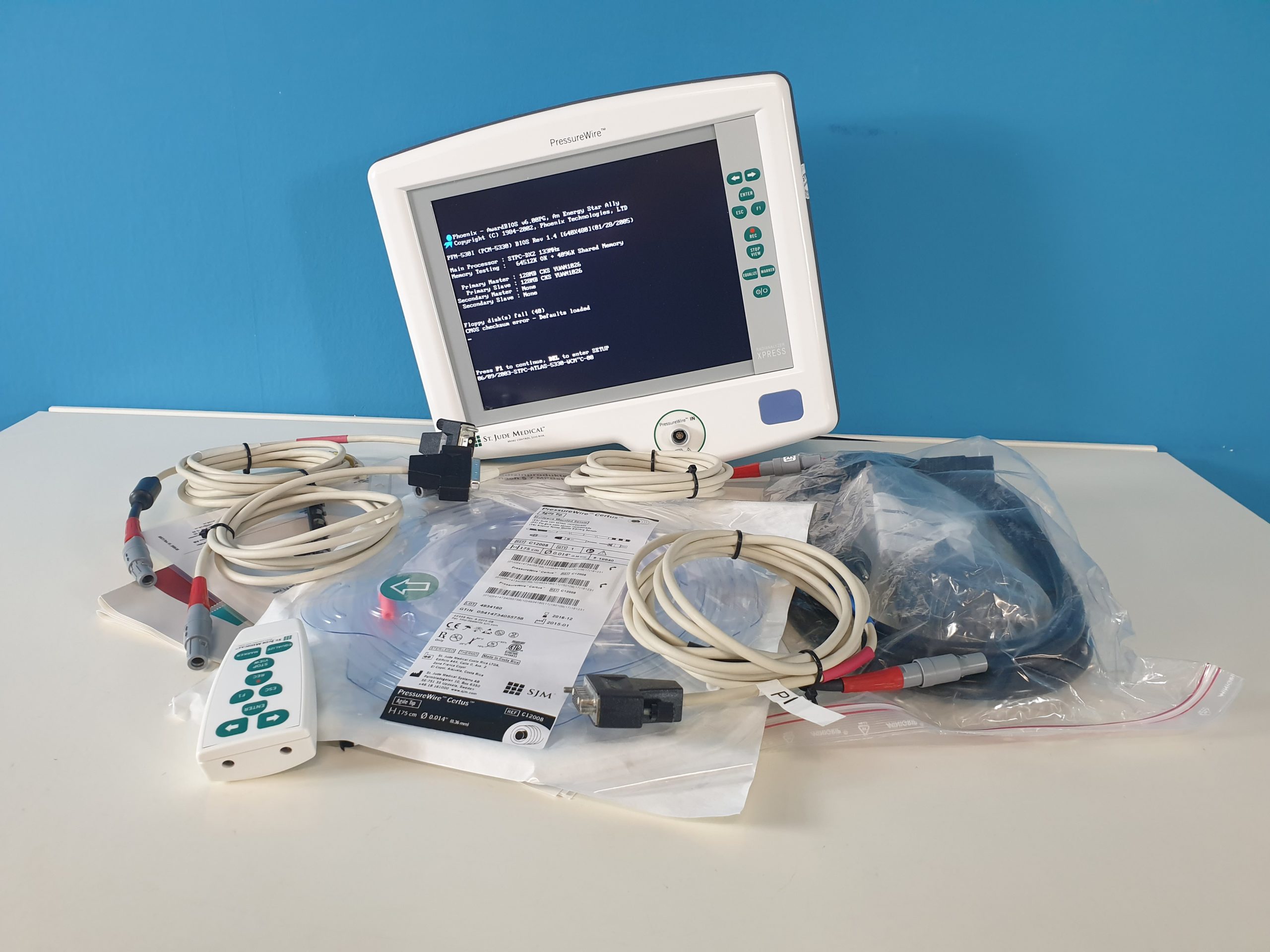 St Jude medical radianalyzer XPRESS Pressure Wire DOM 2014 — image 1 of 15
