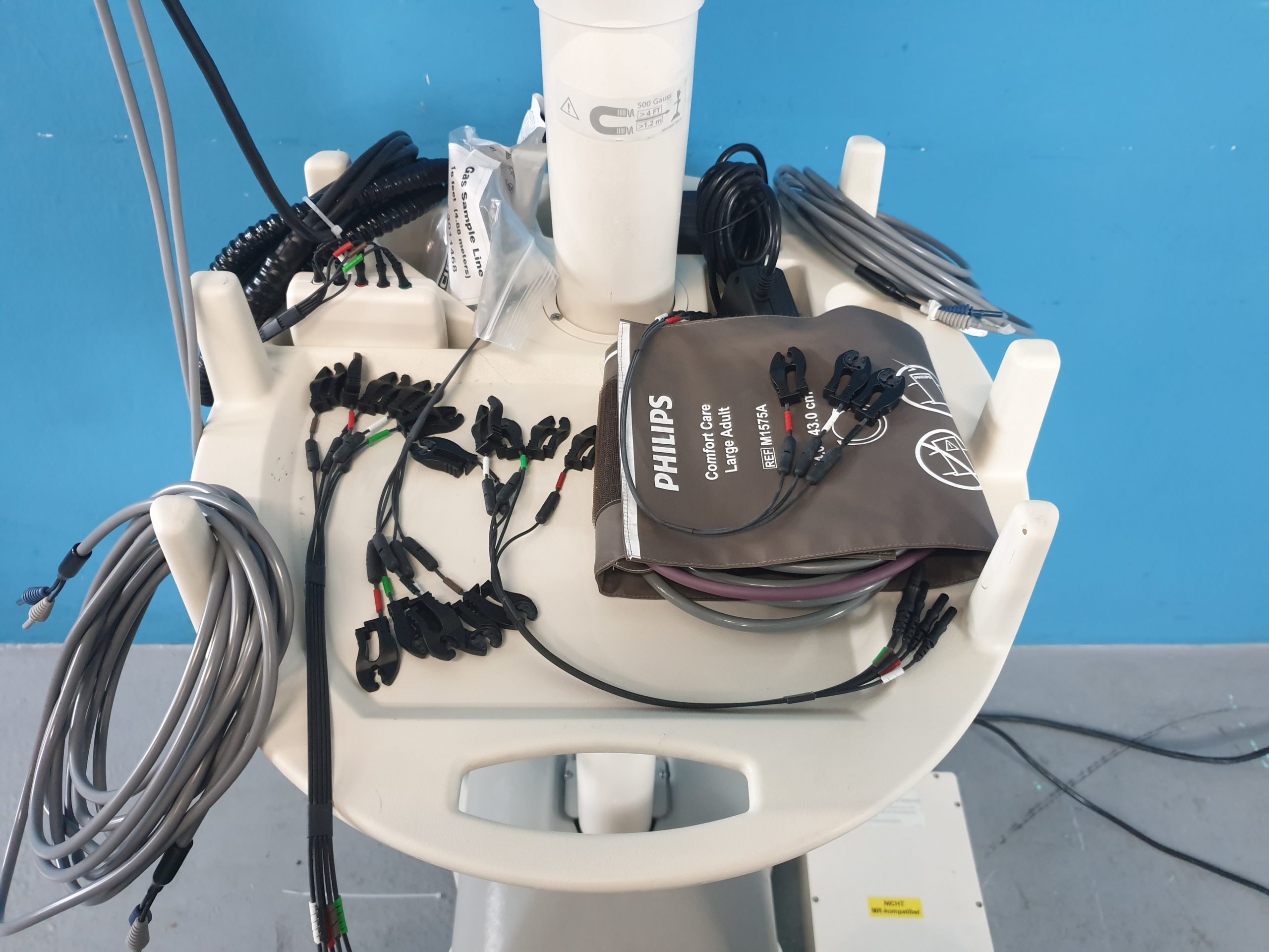 MEDRAD Veris 8600 MR Vital Signs Monitoring System SpO2 NIBP CO2 Temp Gases Monitor thumbnail 2