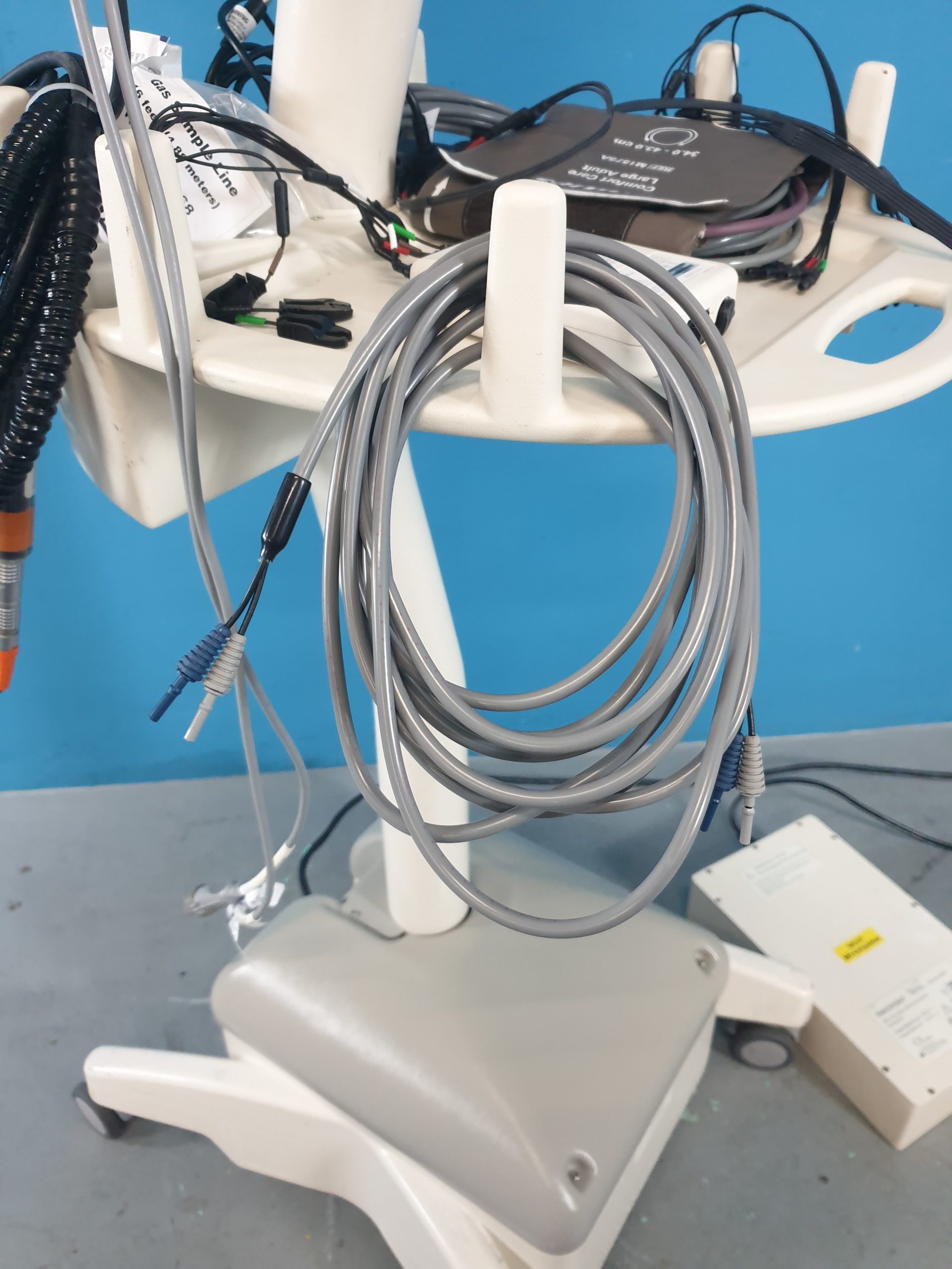 MEDRAD Veris 8600 MR Vital Signs Monitoring System SpO2 NIBP CO2 Temp Gases Monitor thumbnail 8