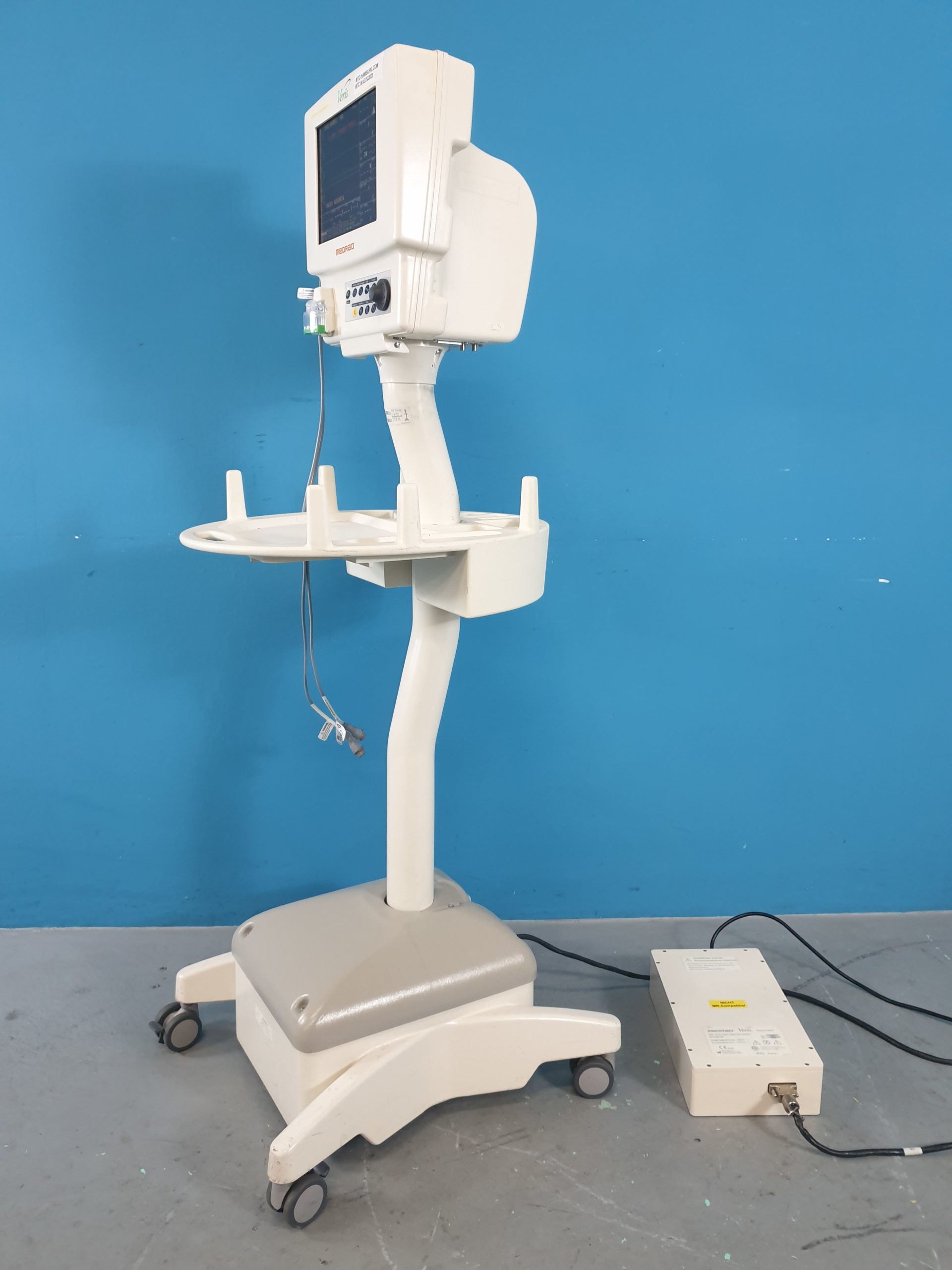 MEDRAD Veris 8600 MR Vital Signs Monitoring System SpO2 NIBP CO2 Temp Gases Monitor thumbnail 13