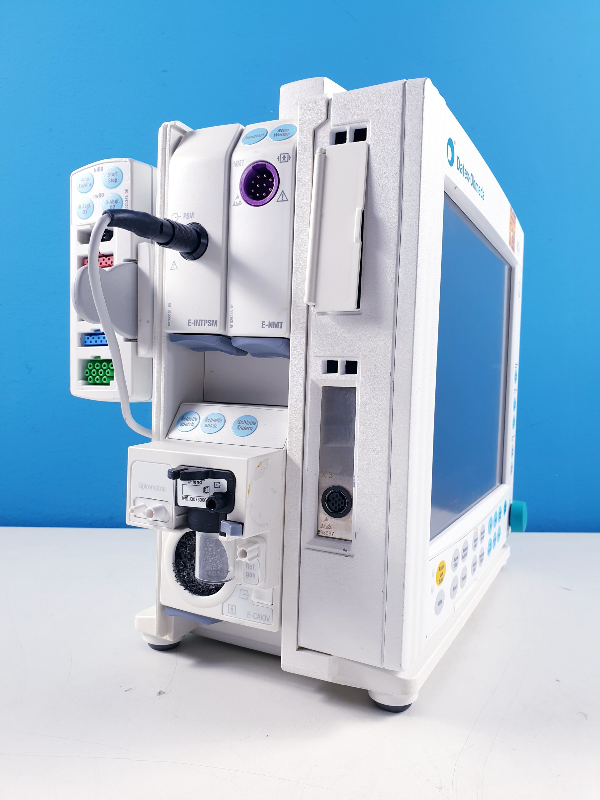 Datex S/5 F-CM1-04 Aneasthesia Monitor With E-CAiOV , E-NMT ; E-INTPSM and E-PRESTN thumbnail 3