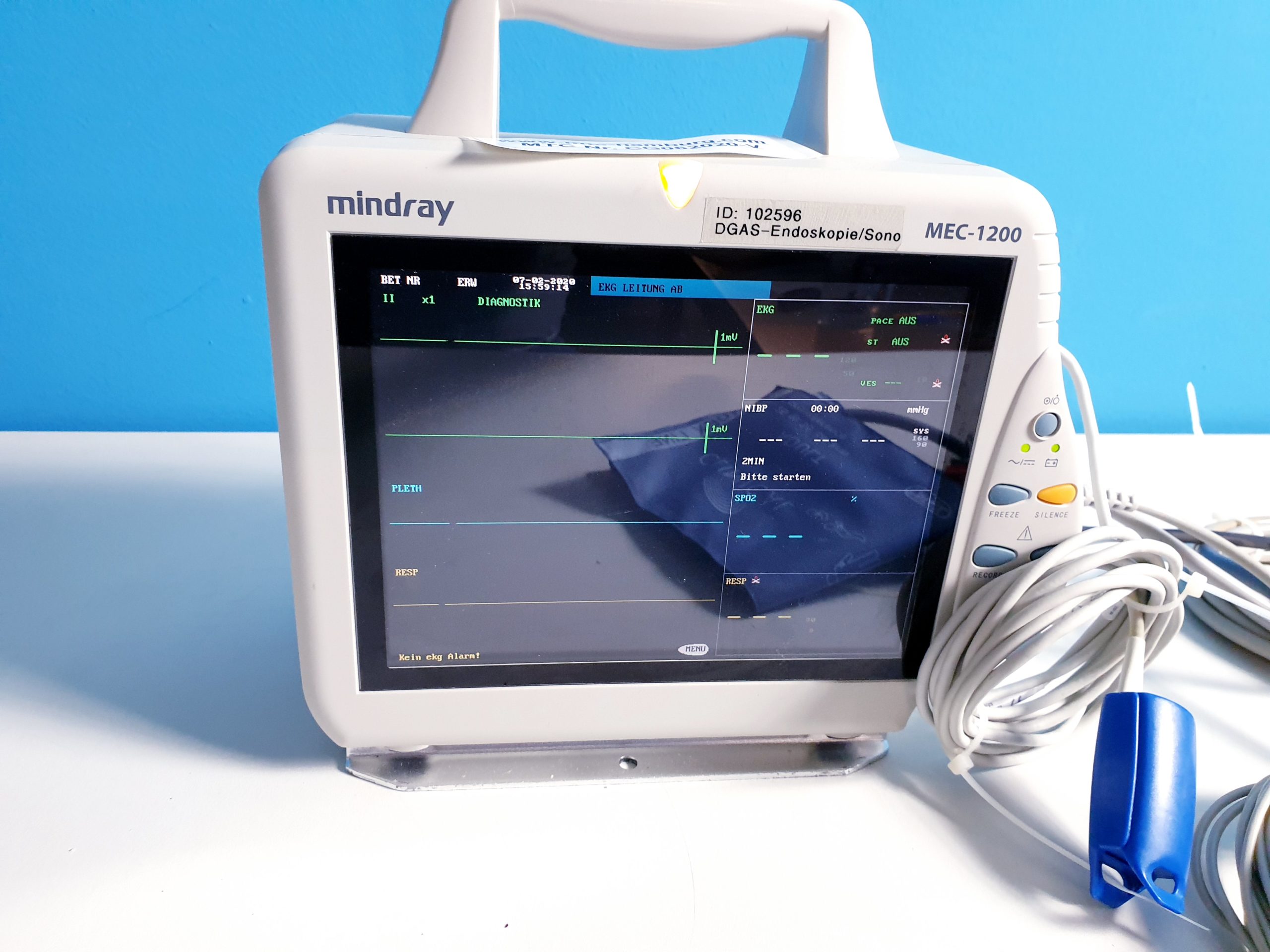 Mindray MEC-1200 // MEC1200 Patientenmonitor EKG: NiBp, SpO2 . Temp thumbnail 2