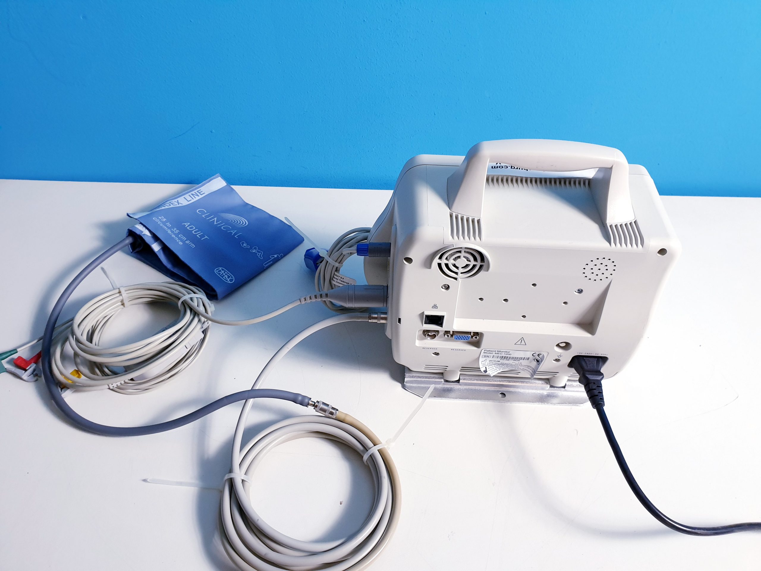 Mindray MEC-1200 // MEC1200 Patientenmonitor EKG: NiBp, SpO2 . Temp thumbnail 5