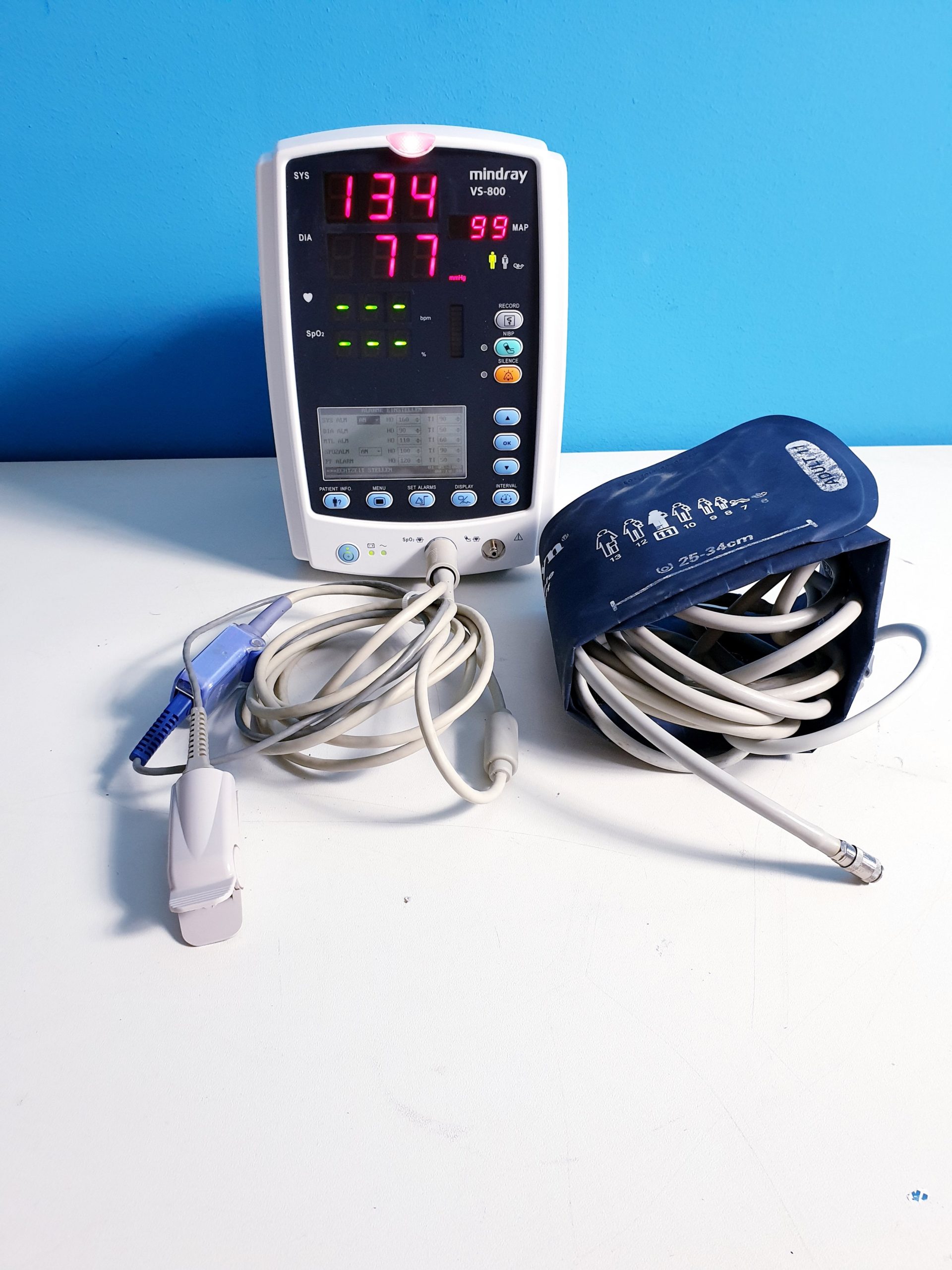 Mindray VS-800 Vital Signs Monitor ÜBERWACHUNGSMONITOR NiBp + SpO2 — image 1 of 5