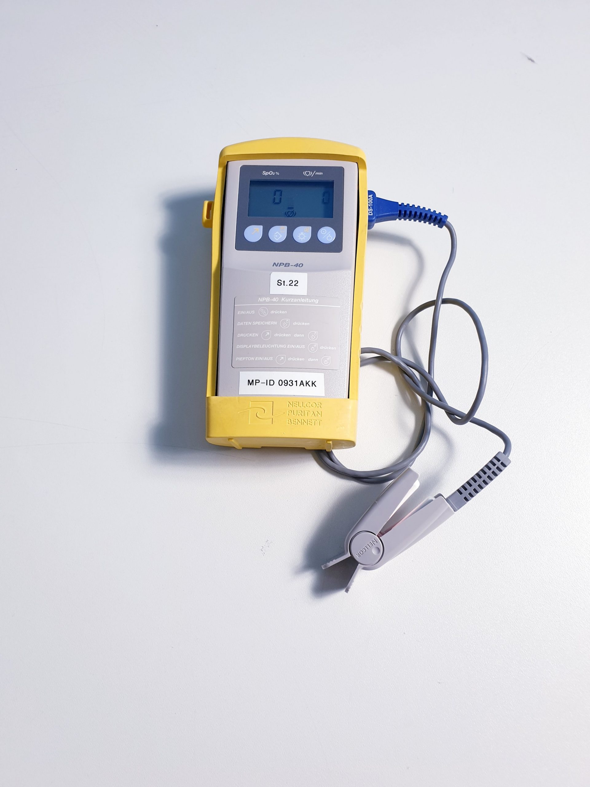 Pulsoxymeter Nellcor NPB-40 OXYMAX SpO2 mit Fingersensor — image 1 of 3