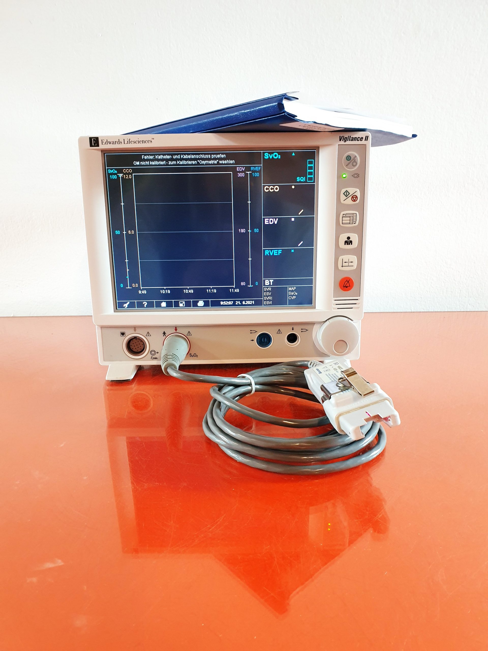Edwards Lifesciences Vigilance II Überwachungs Patientenmonitor Typ VIG2E MIT ZUBEHÖR — image 1 of 5