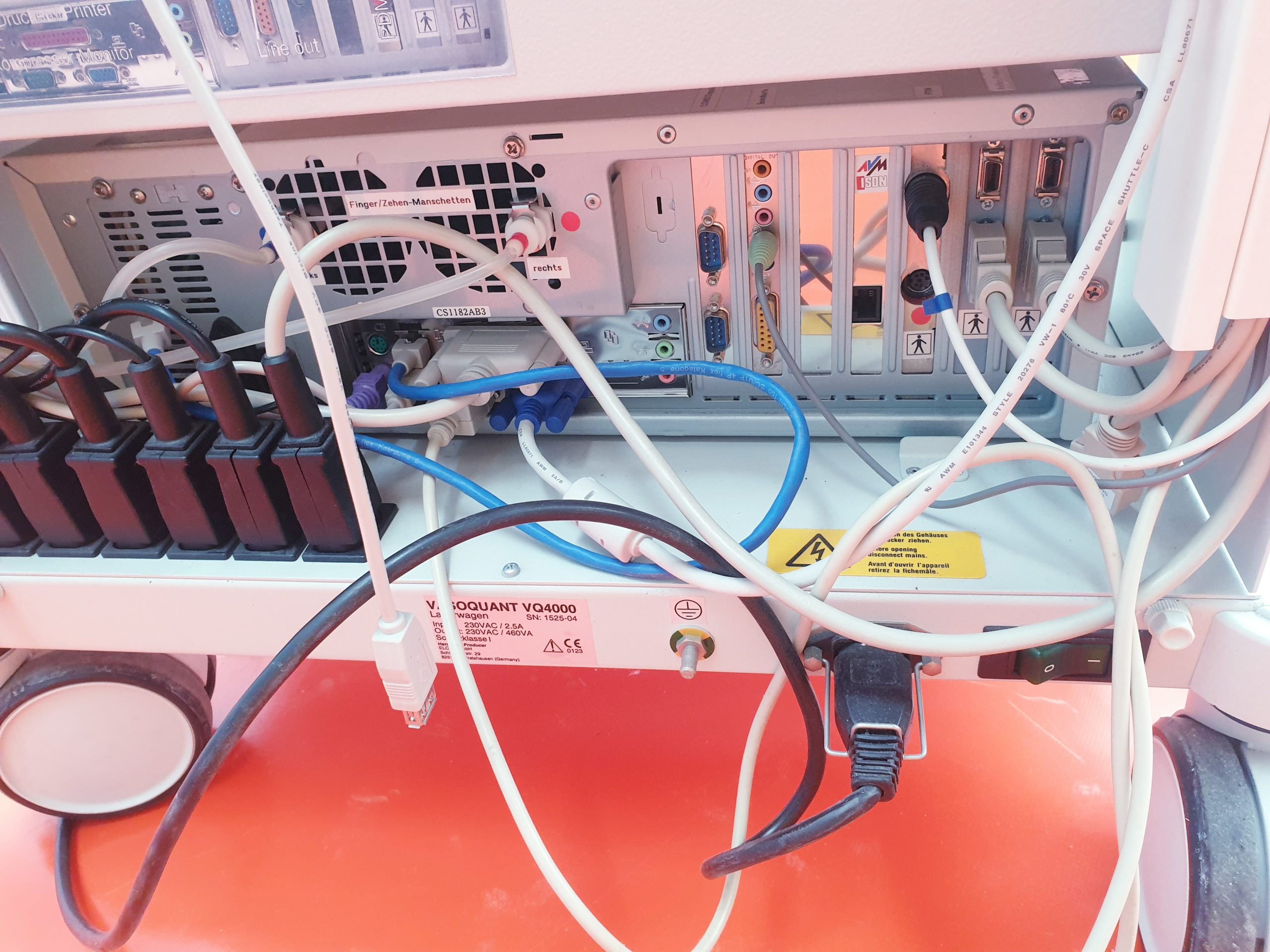 ELCAT vasoquant 5000 Polysmatograph thumbnail 4