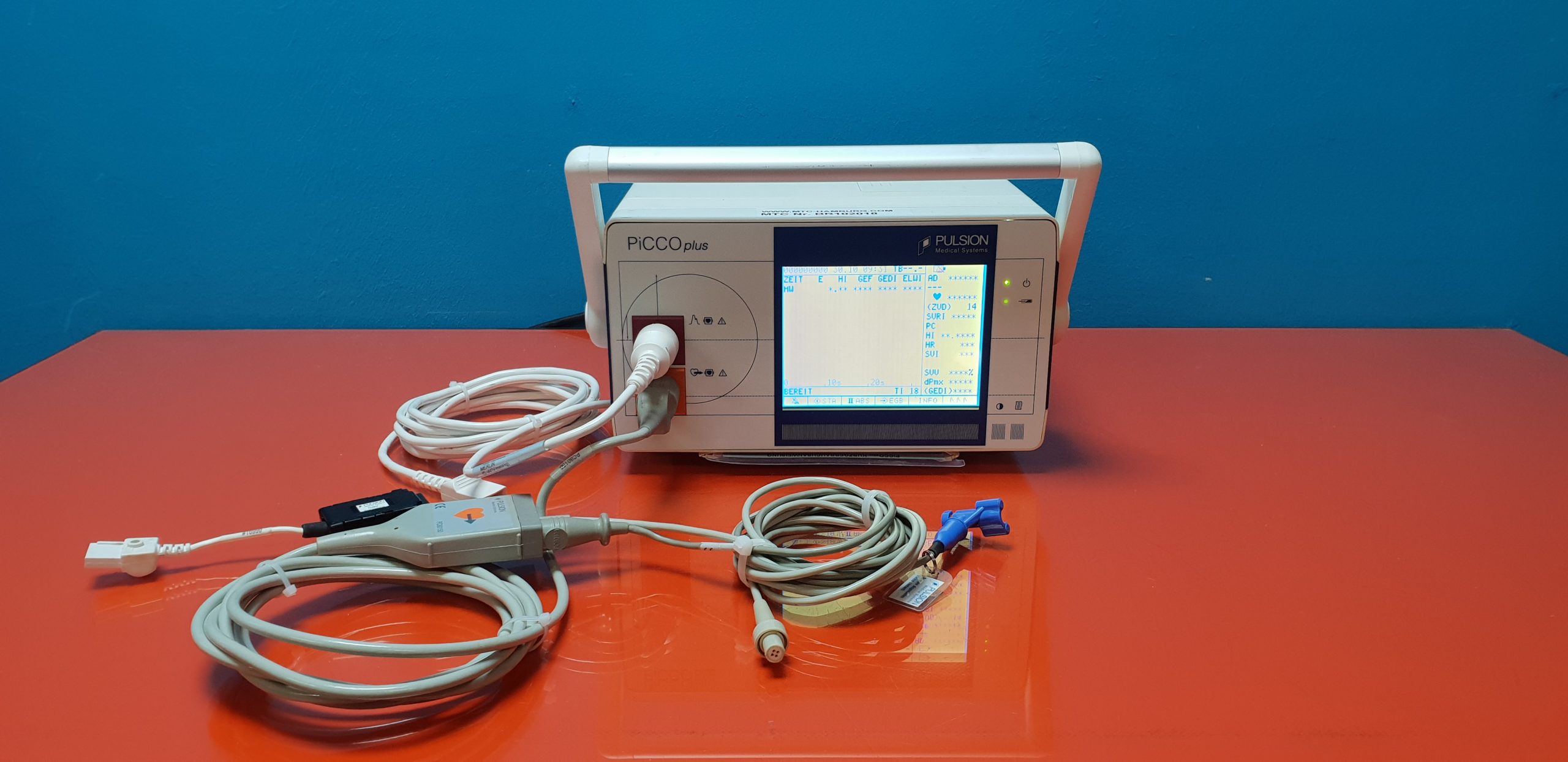 Pulsion Picco Plus Hämodynamischer Patientenmonitor mit allen Zubehör — image 1 of 8