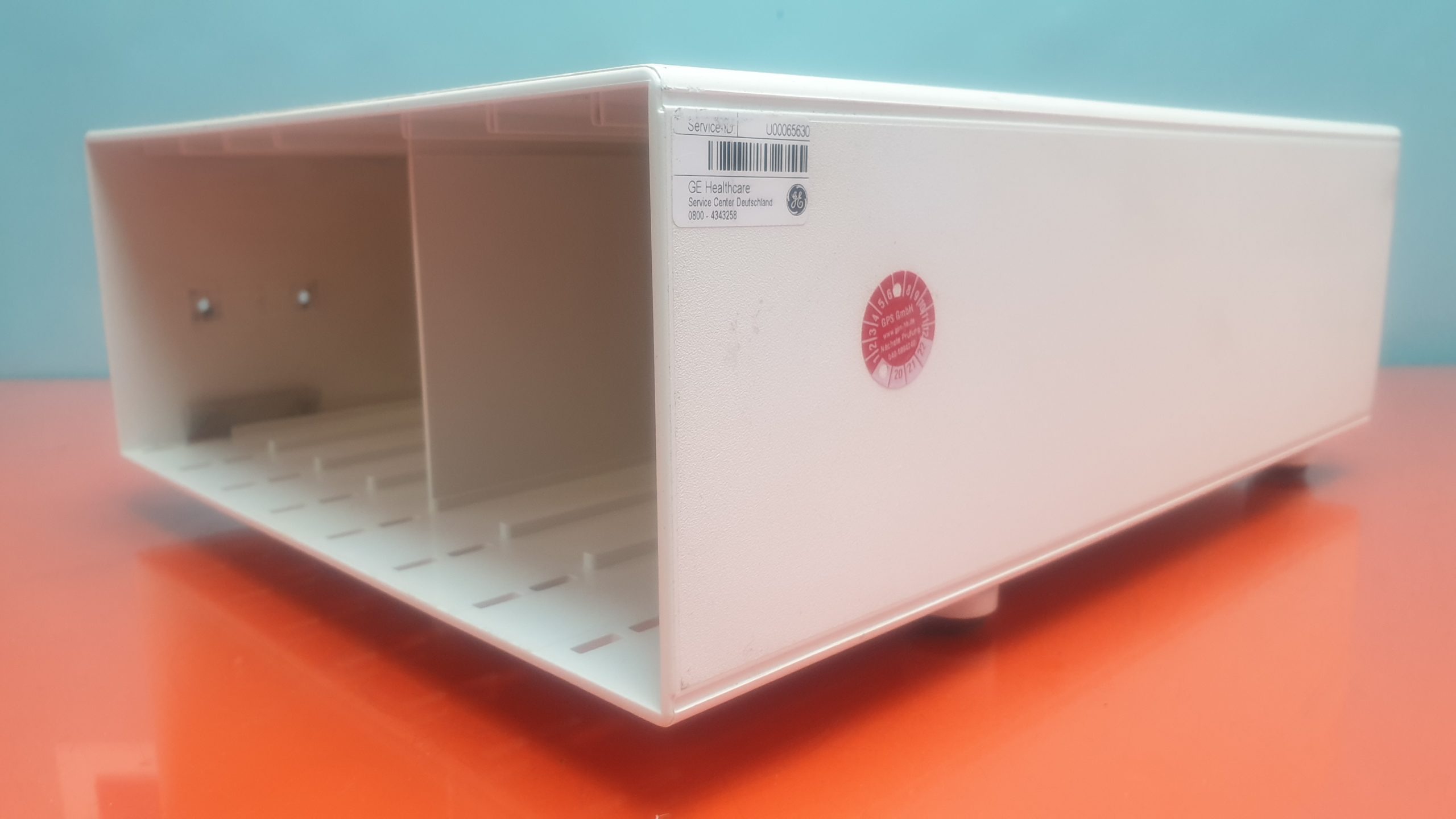 GE F-CU8-10-VG1 Module Rack thumbnail 3
