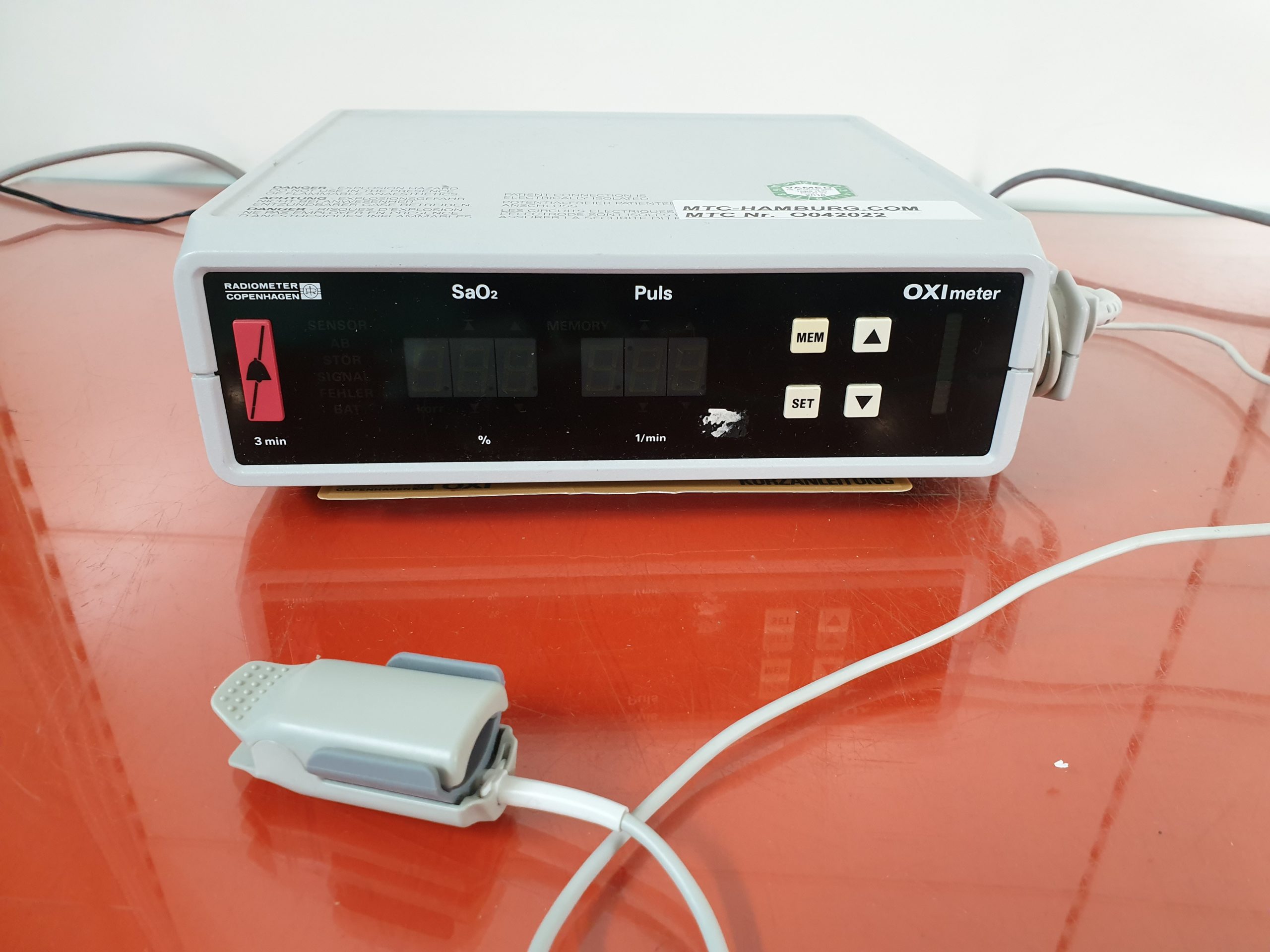 Radiometer Copenhagen OXImeter OXI3 mit SpO2 Sensor — image 1 of 6