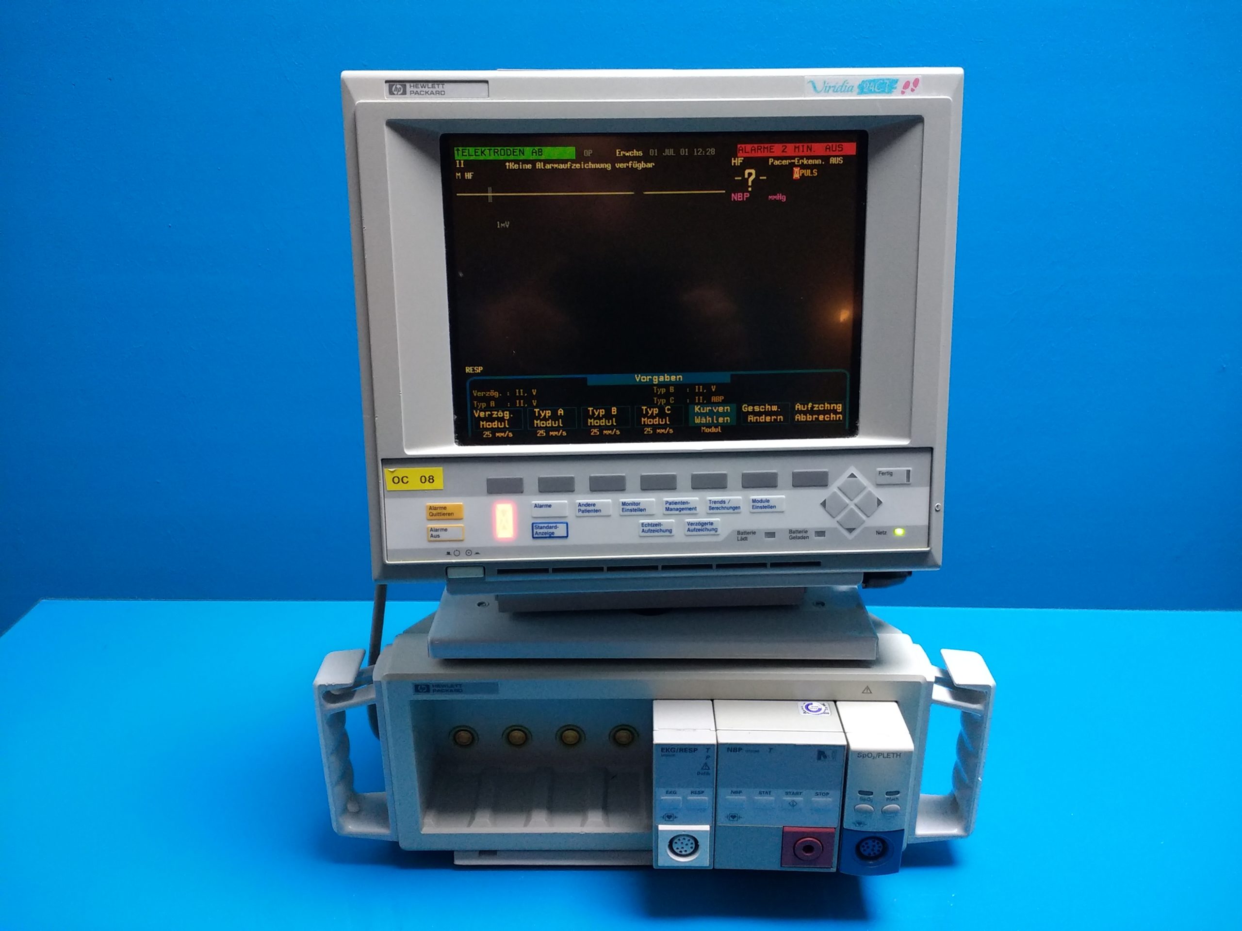 Hewlett Packard Viridia 24CT Patientenmonitor — image 1 of 8