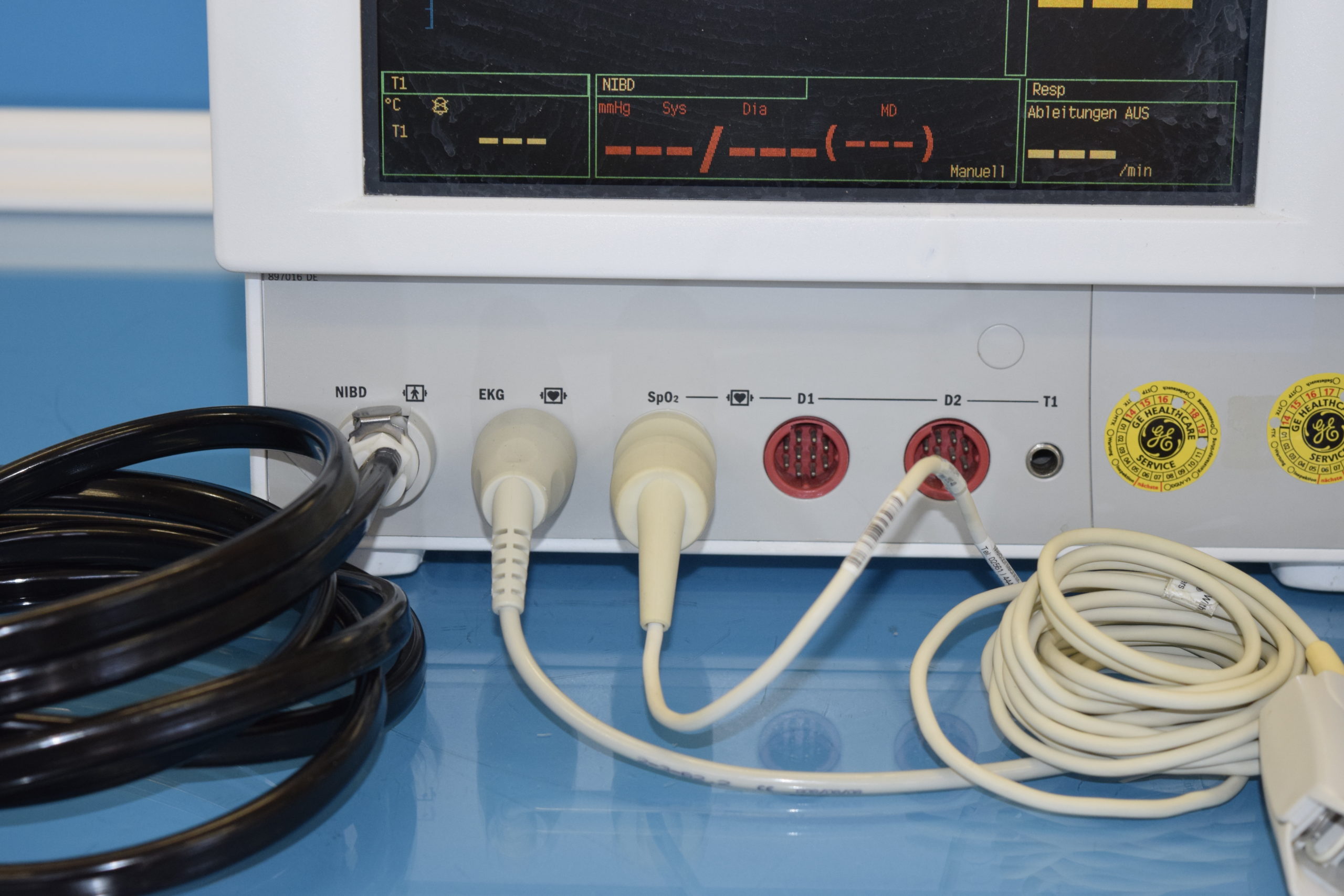 Datex-Ohmeda Cardiocap 5 CARDIOCAP/5 Monitor mit Zubehör — image 1 of 1