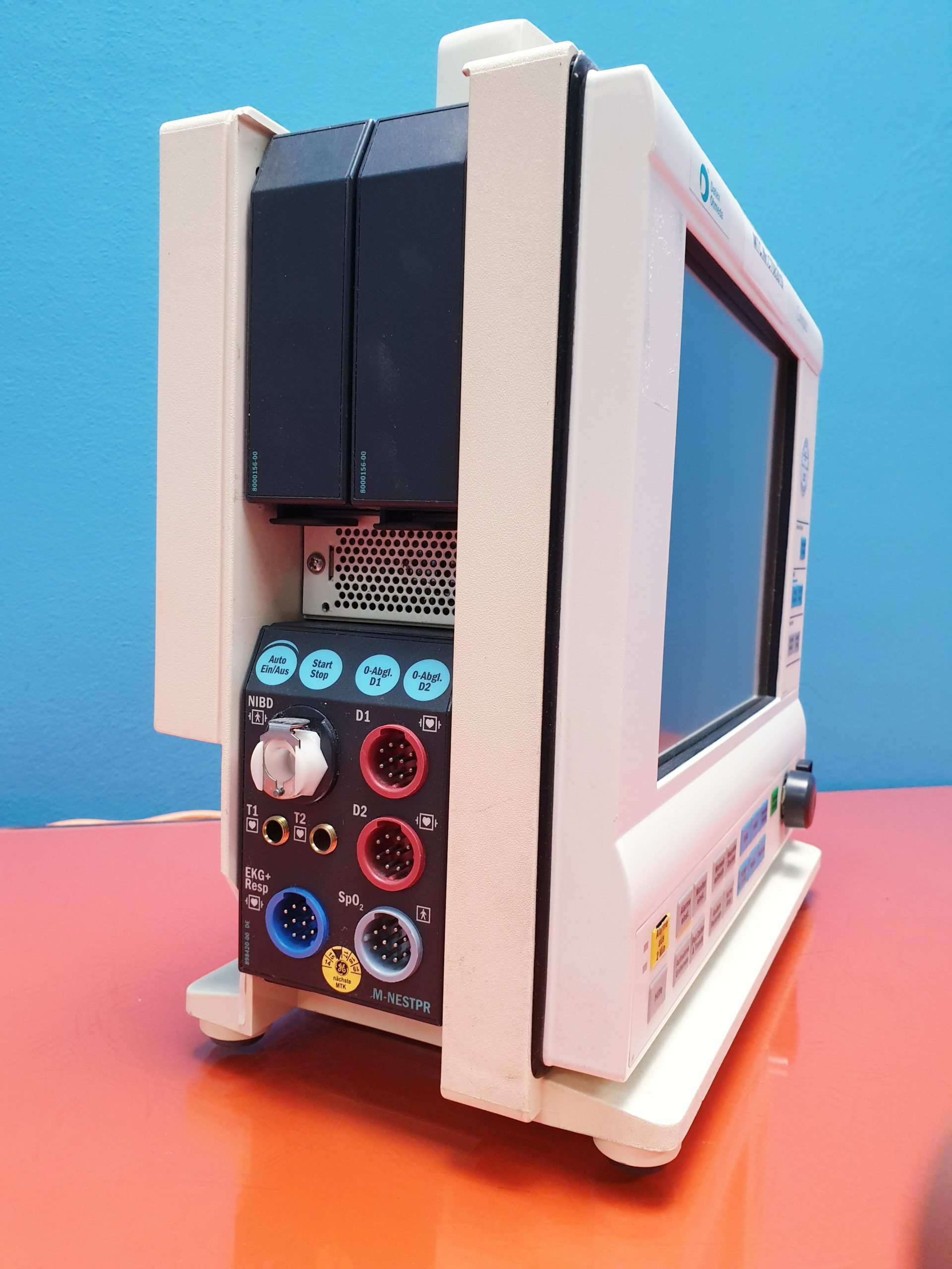 Datex Ohmeda CS/3 Compact — image 1 of 4