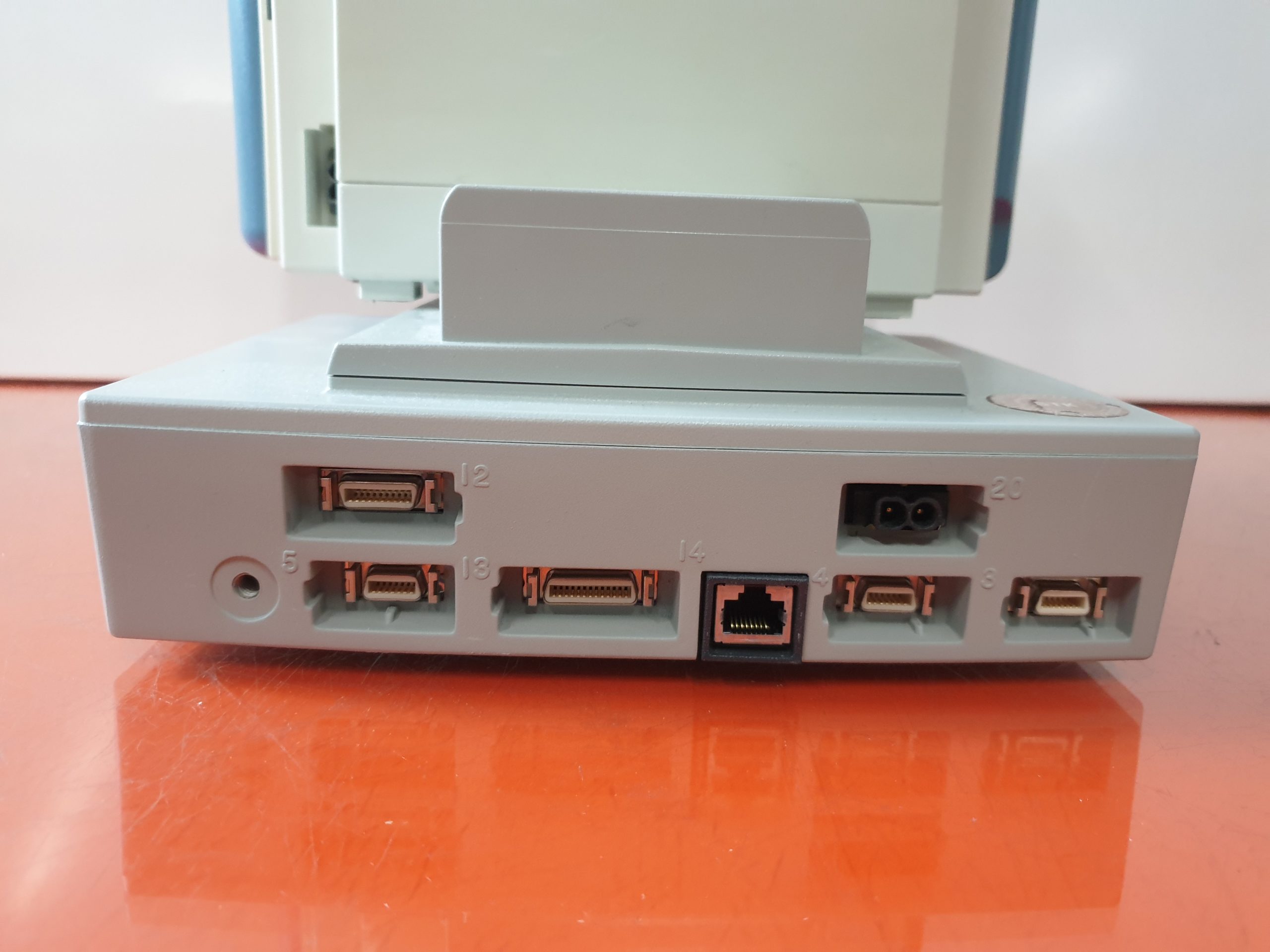 Dräger infinity Gamma Patientenmonitor mit Dockingstation und Netzteil thumbnail 3